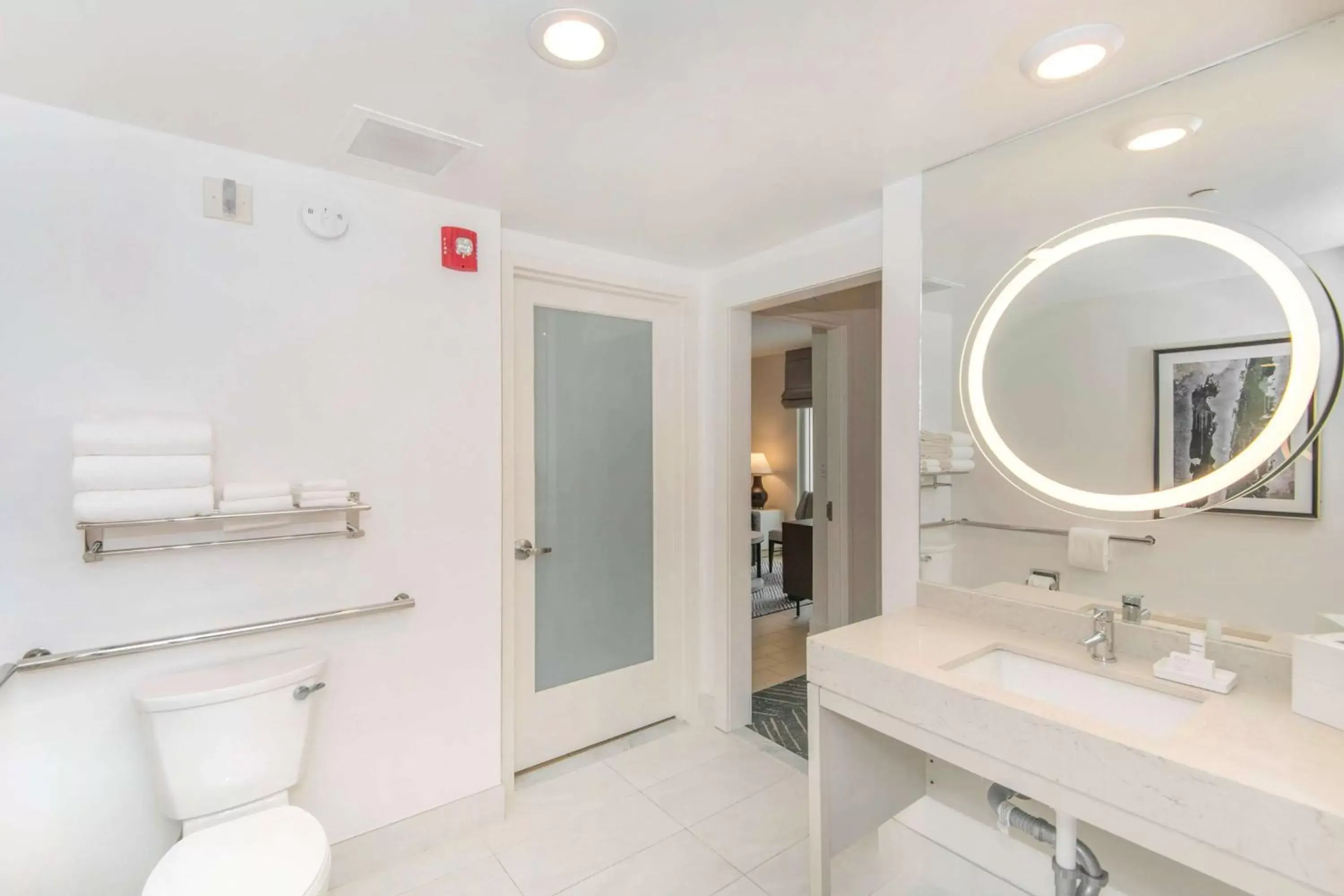 Bathroom in Embassy Suites by Hilton Raleigh Durham Airport Brier Creek