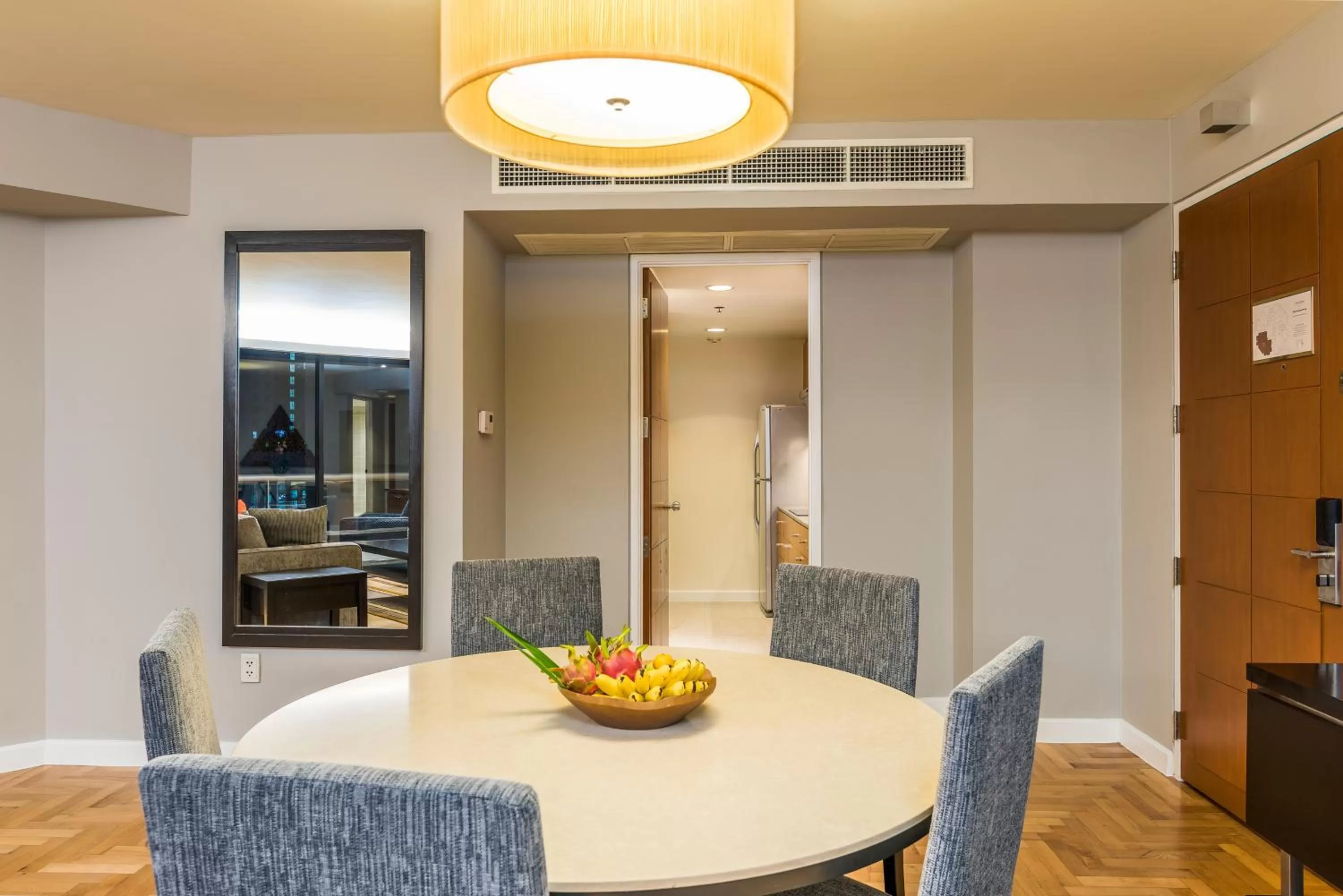 Dining area in Chatrium Sathon Bangkok