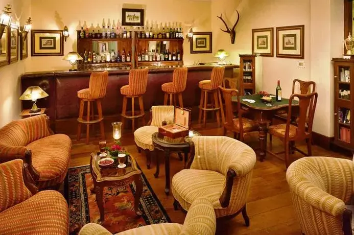 Lounge or bar, Lounge/Bar in The Elgin Silver Oaks - Heritage Resort & Spa