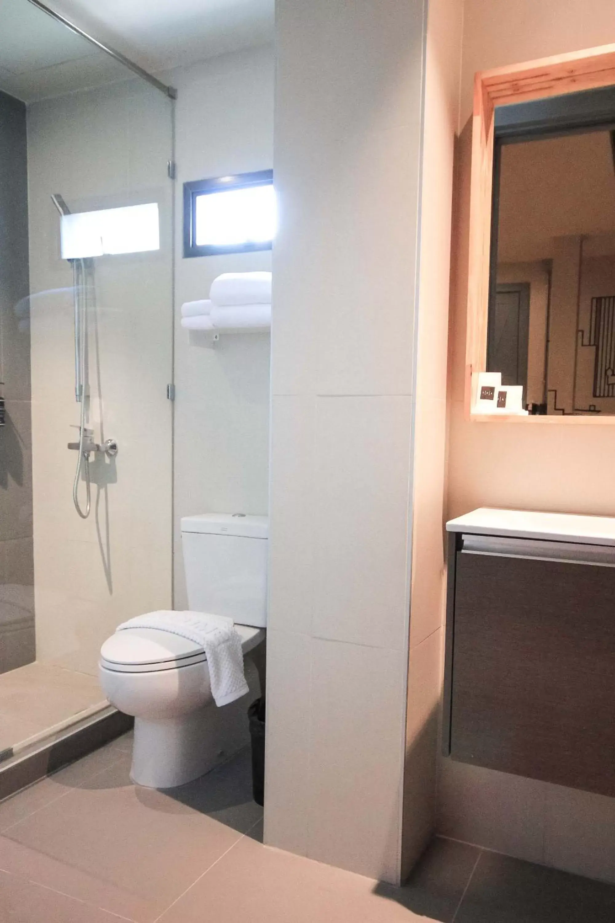 Shower, Bathroom in THA City Loft Hotel by TH District