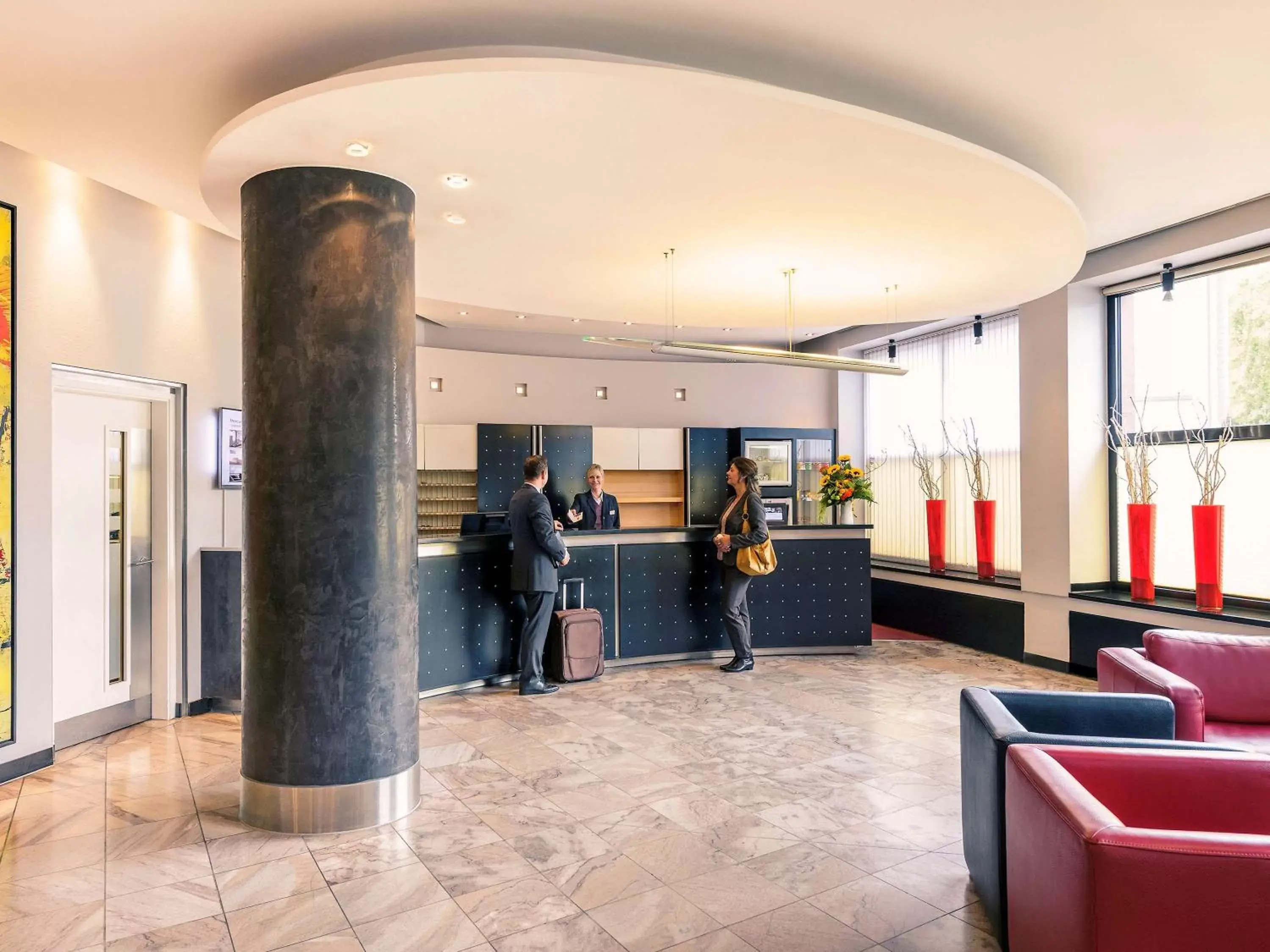 Property building, Lobby/Reception in Mercure Hotel Düsseldorf City Center