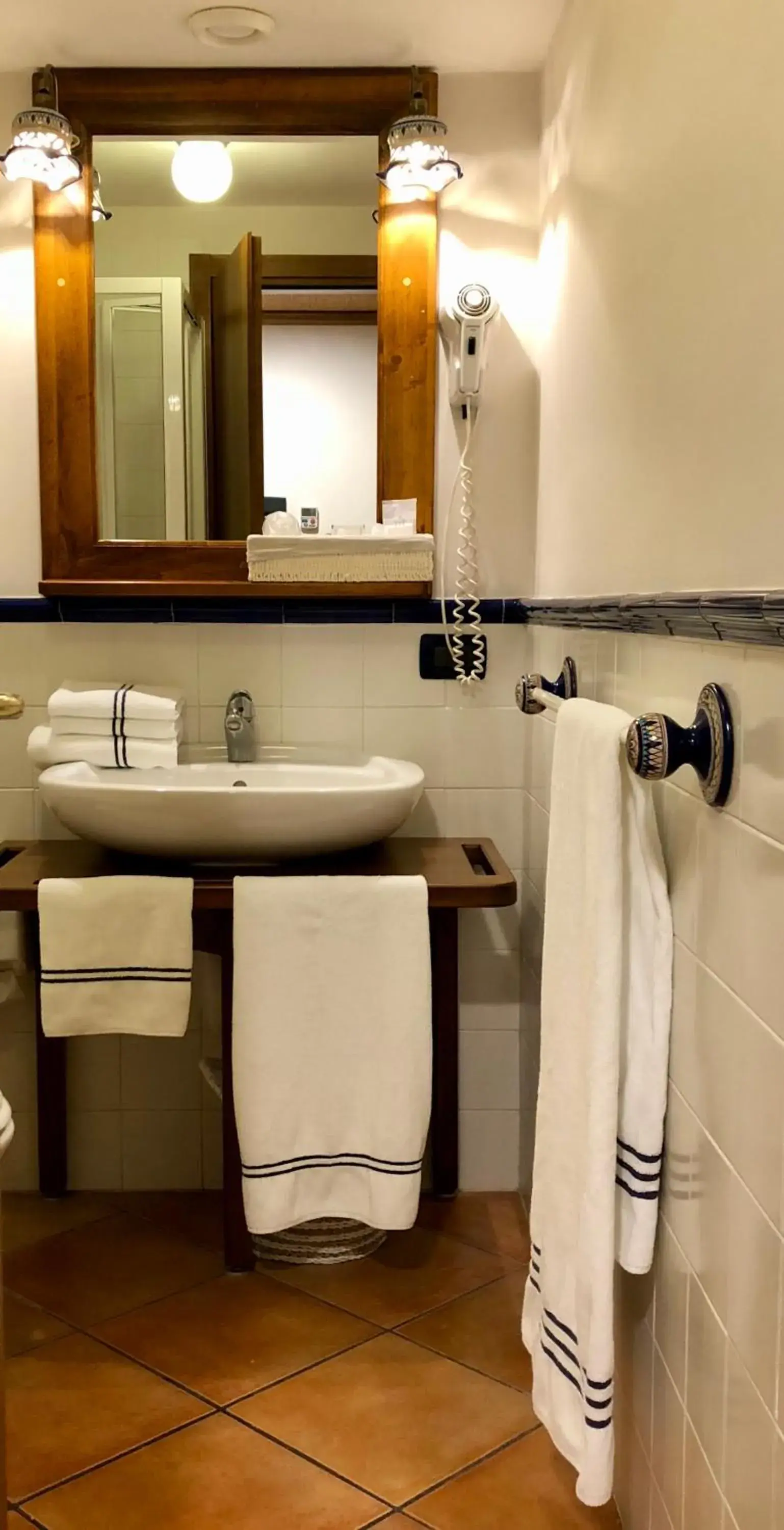 Activities, Bathroom in Hotel Casal Dell'Angelo