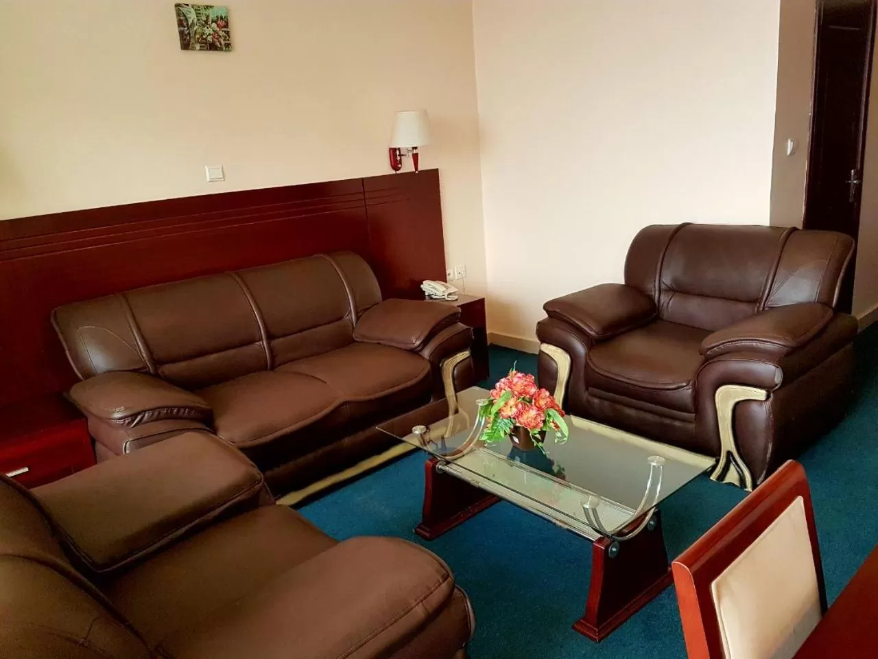 Deluxe Suite in Nobleza Hotel