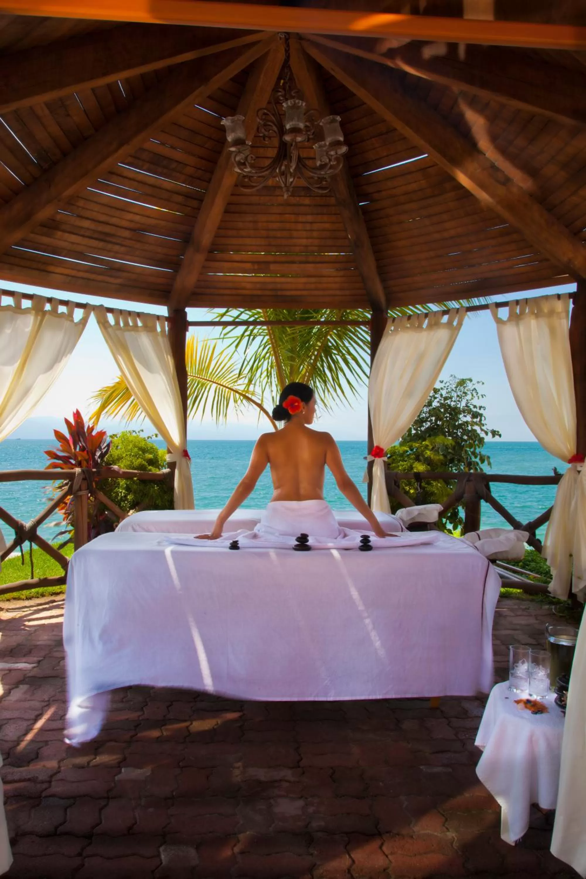 People in Villa del Palmar Beach Resort & Spa Puerto Vallarta