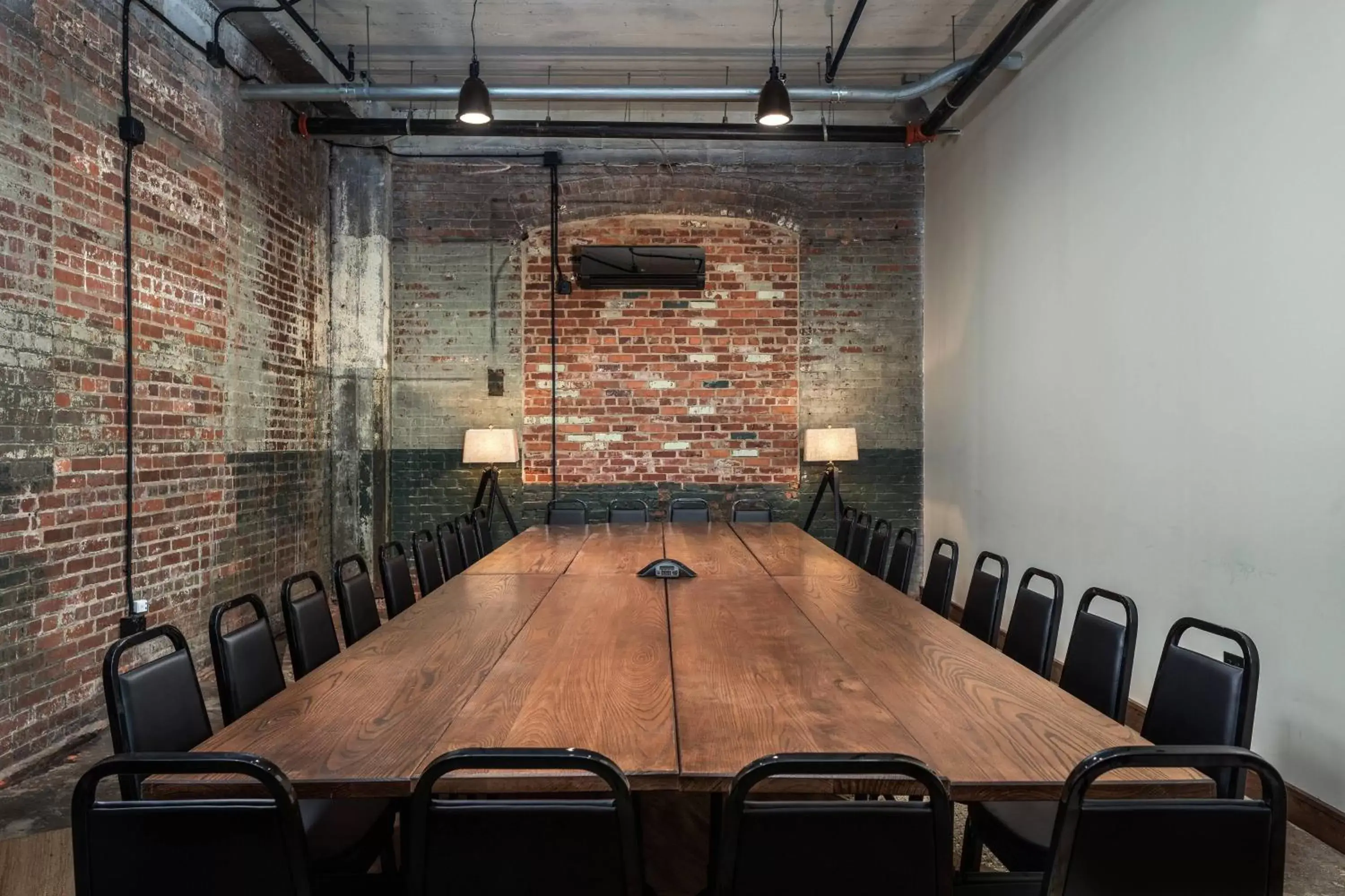 Meeting/conference room in Moxy Chattanooga Downtown