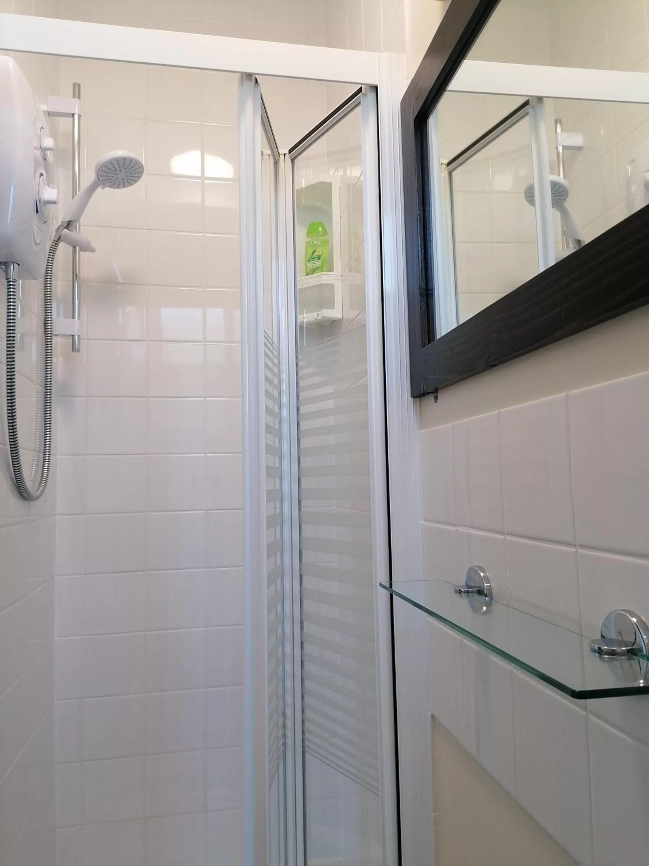 Shower in Pensalda Guest House