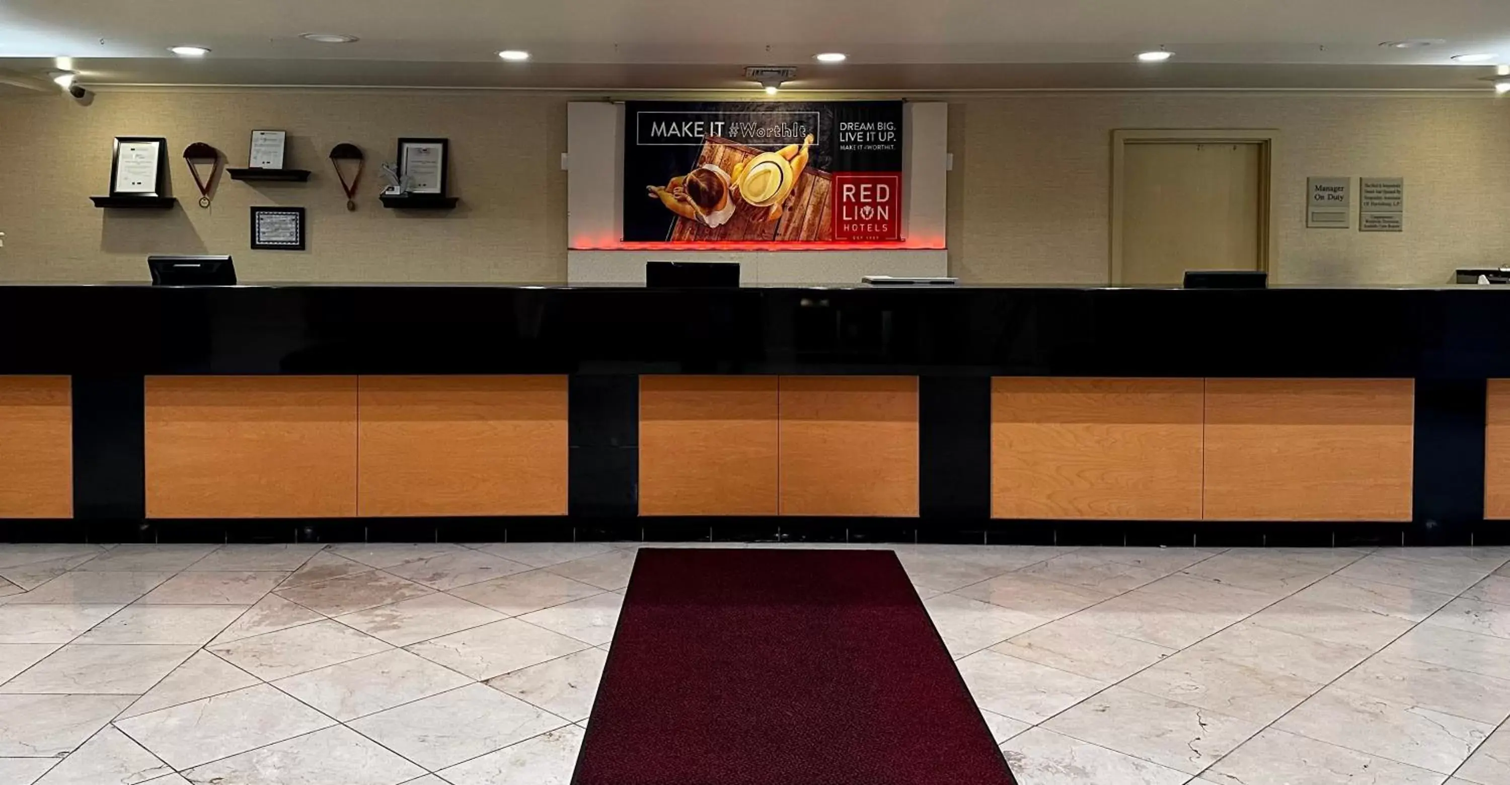 Lobby/Reception in Red Lion Hotel Harrisburg Hershey
