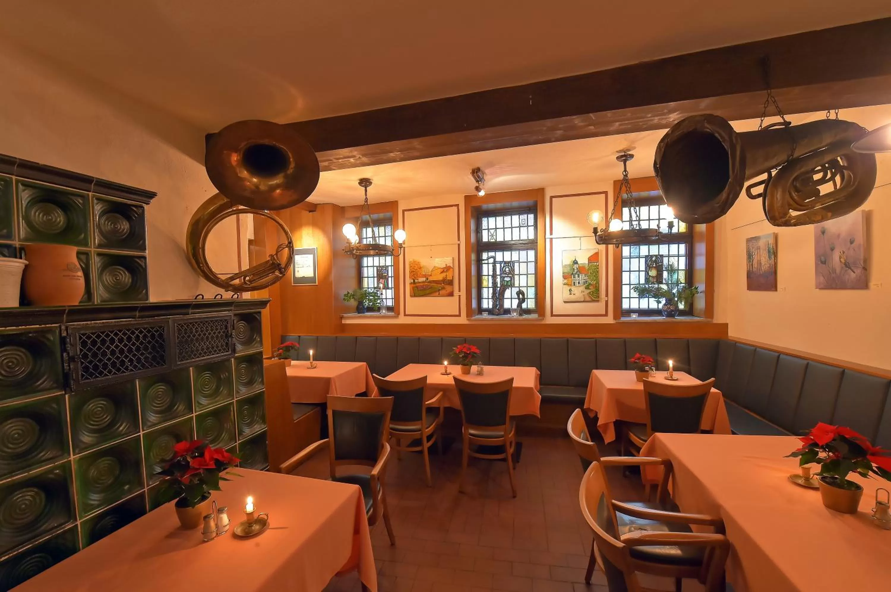 Restaurant/places to eat in Gasthaus Zur Noll