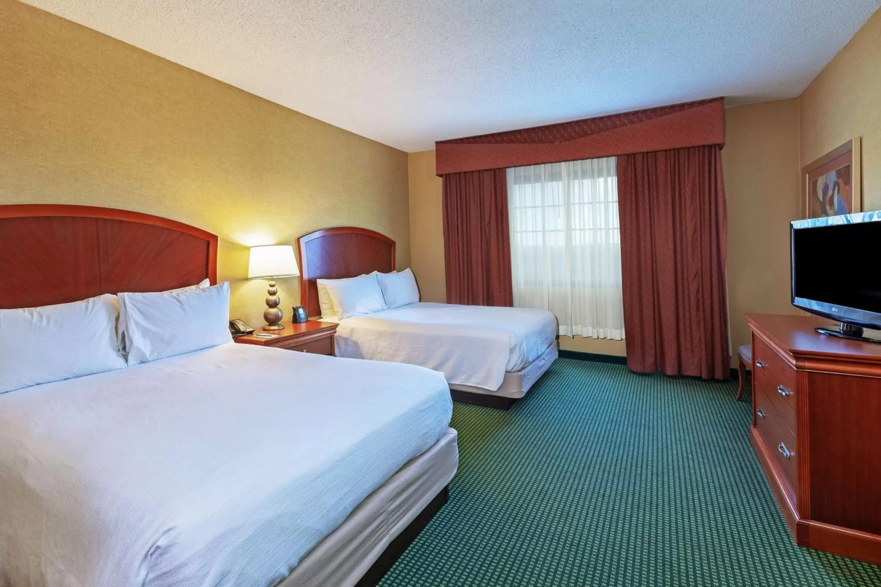 Bedroom, Bed in Embassy Suites by Hilton Greensboro Airport