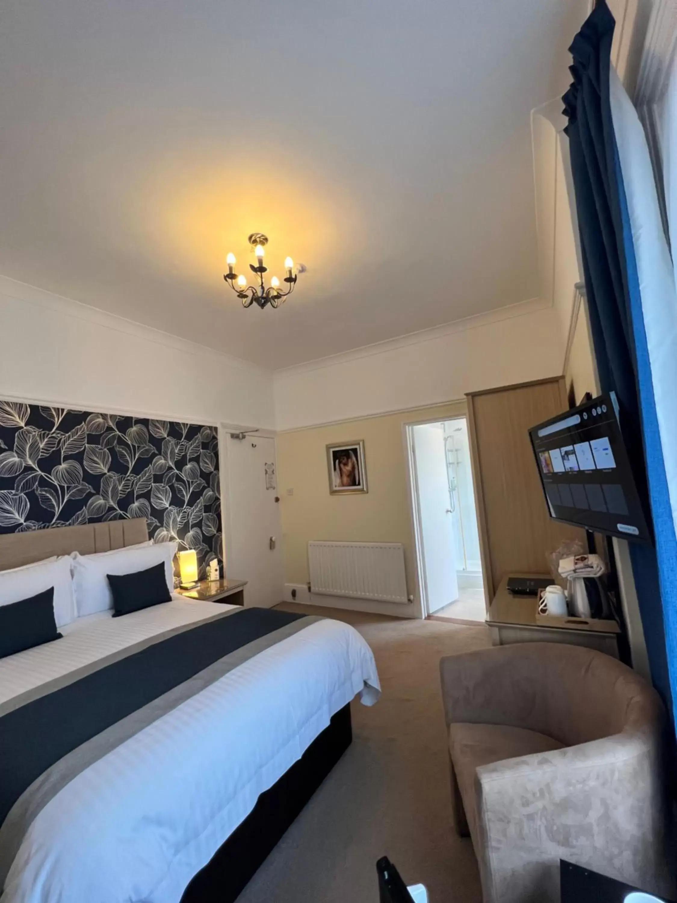 Property building, Bed in Birkdale Guest House