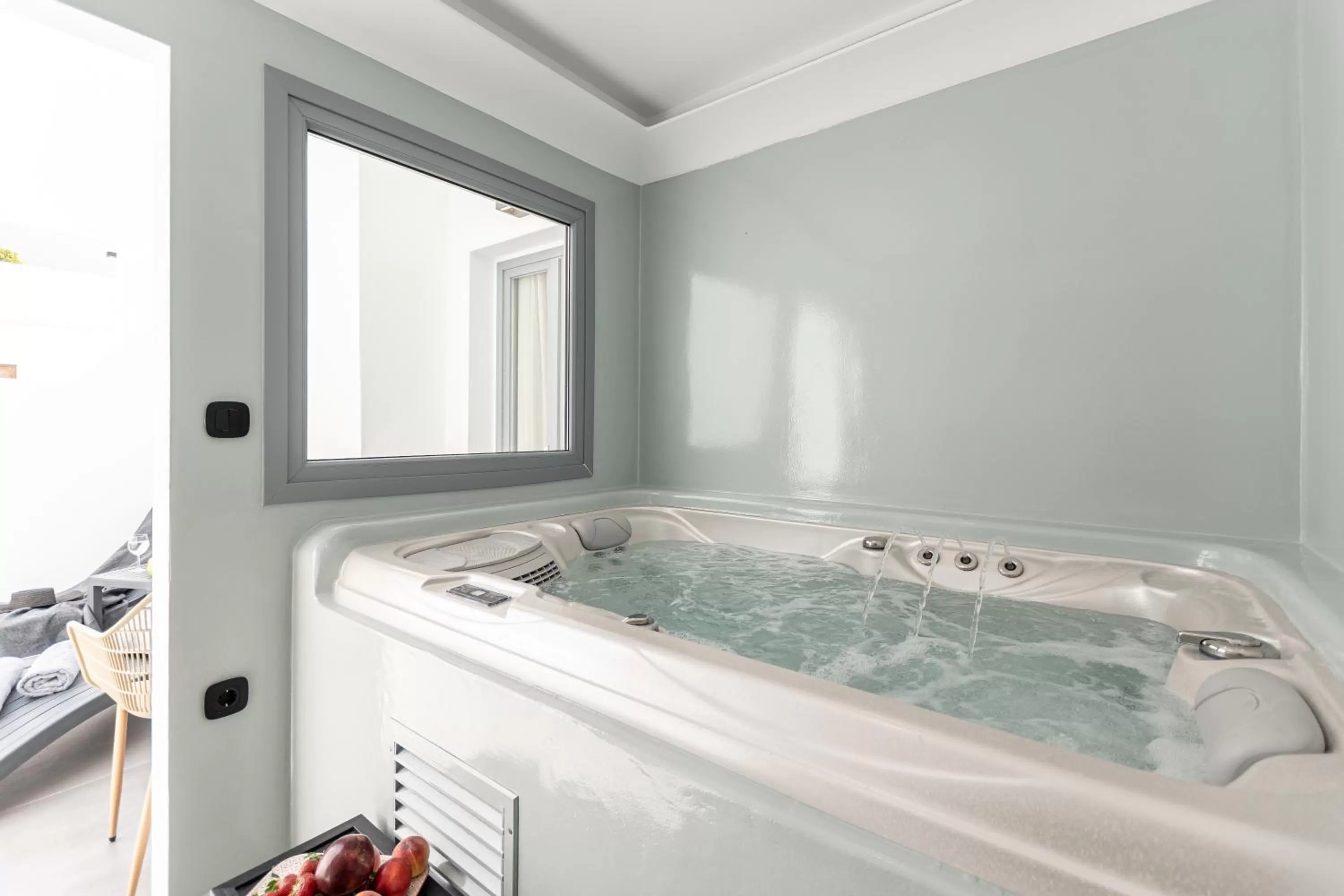 Hot Tub in Argo Boutique Hotel