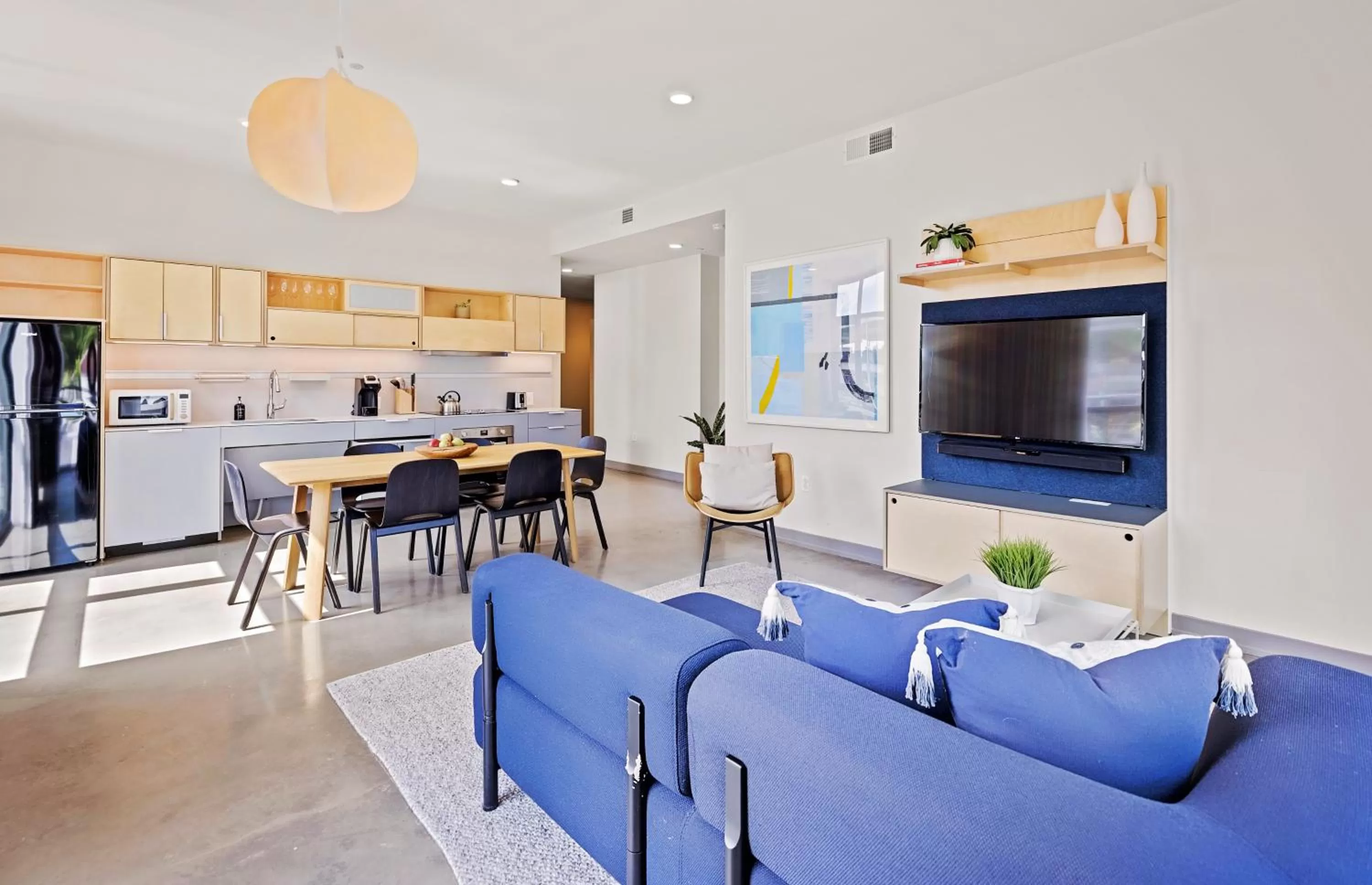 Kitchen or kitchenette in Placemakr Wedgewood-Houston - South Nashville