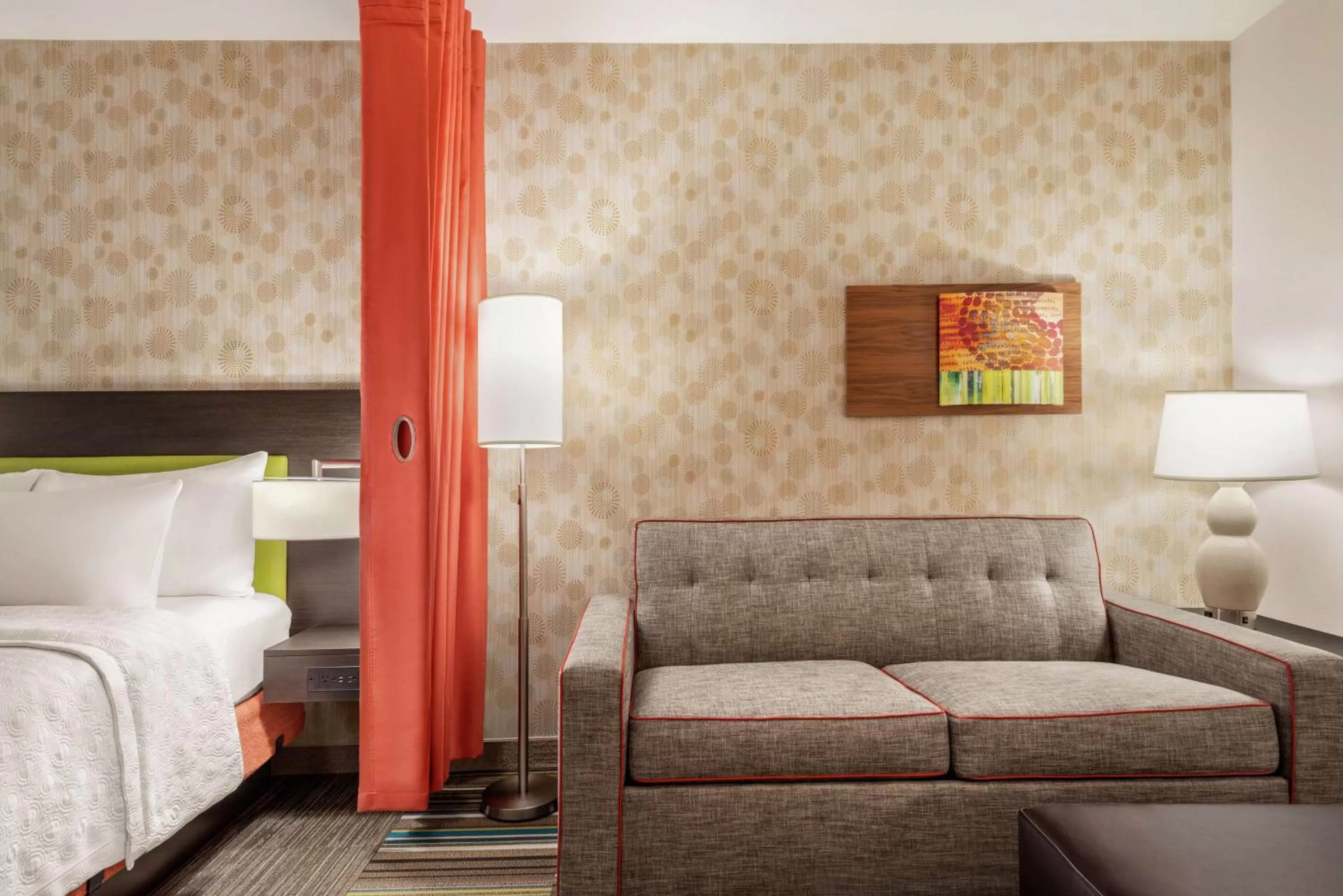 Living room, Bed in Home2 Suites by Hilton Woodbridge Potomac Mills