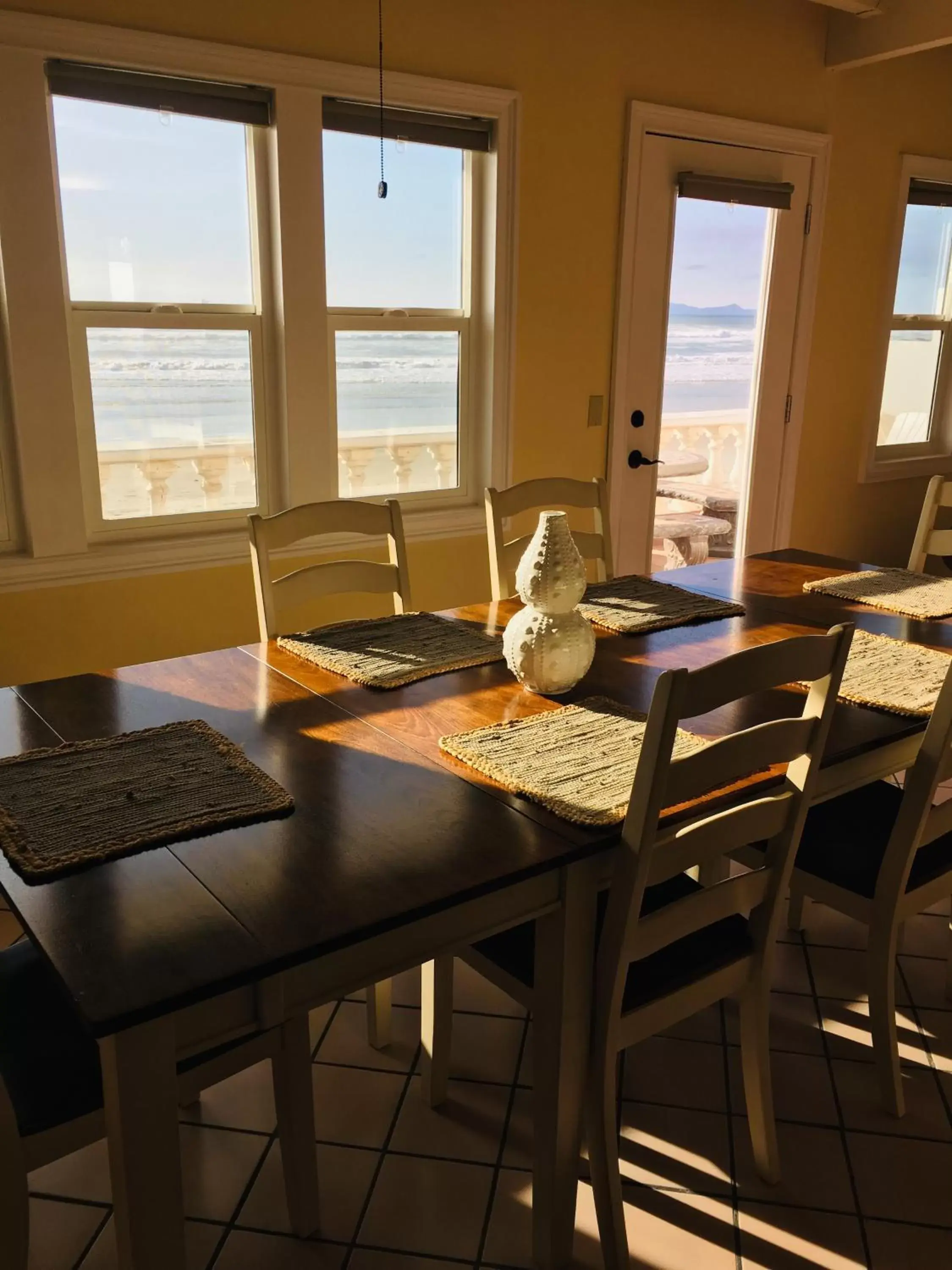 Dining Area in Quinta Pacifica Beachfront Villas