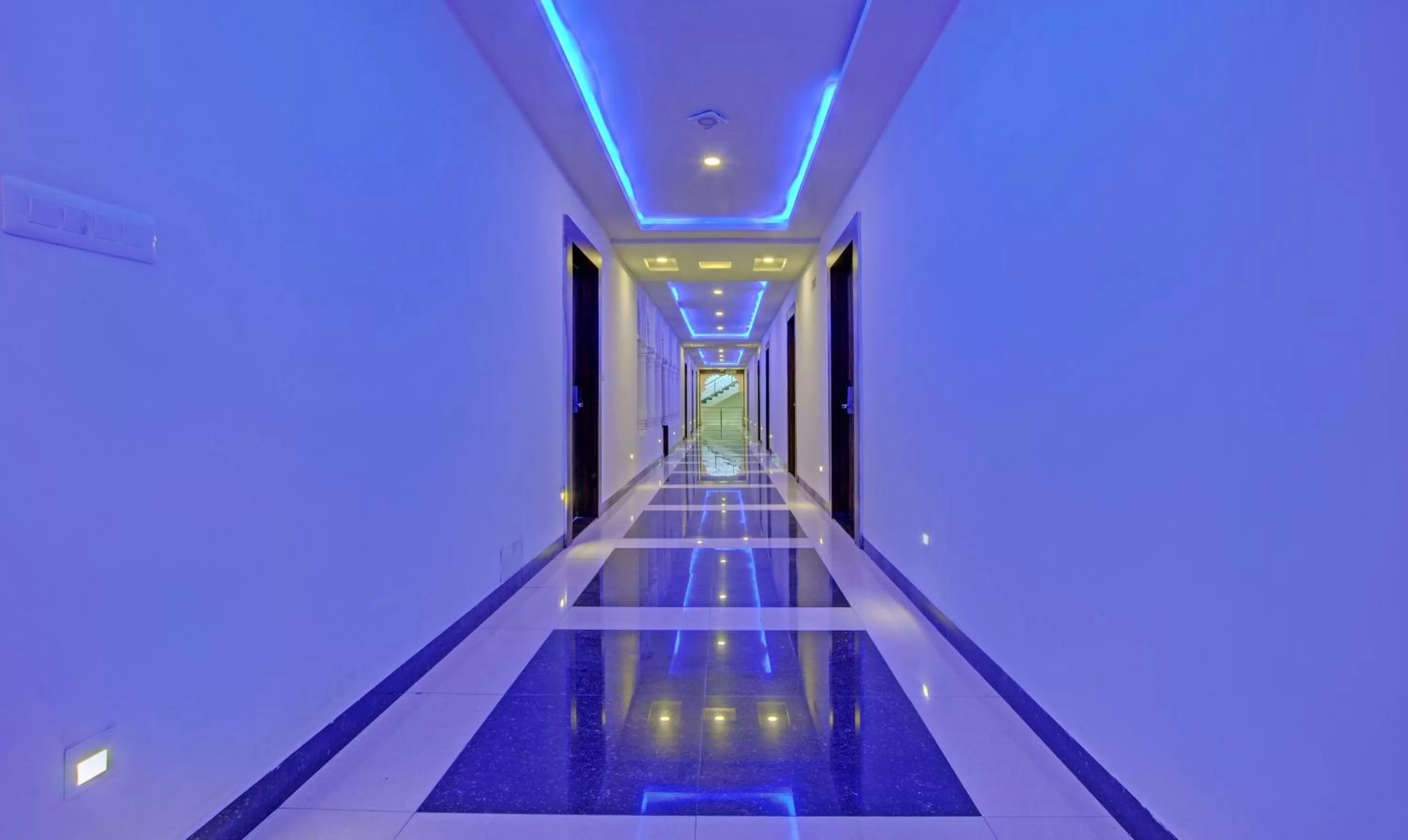 Swimming Pool in Treebo Trend Spirit Residency