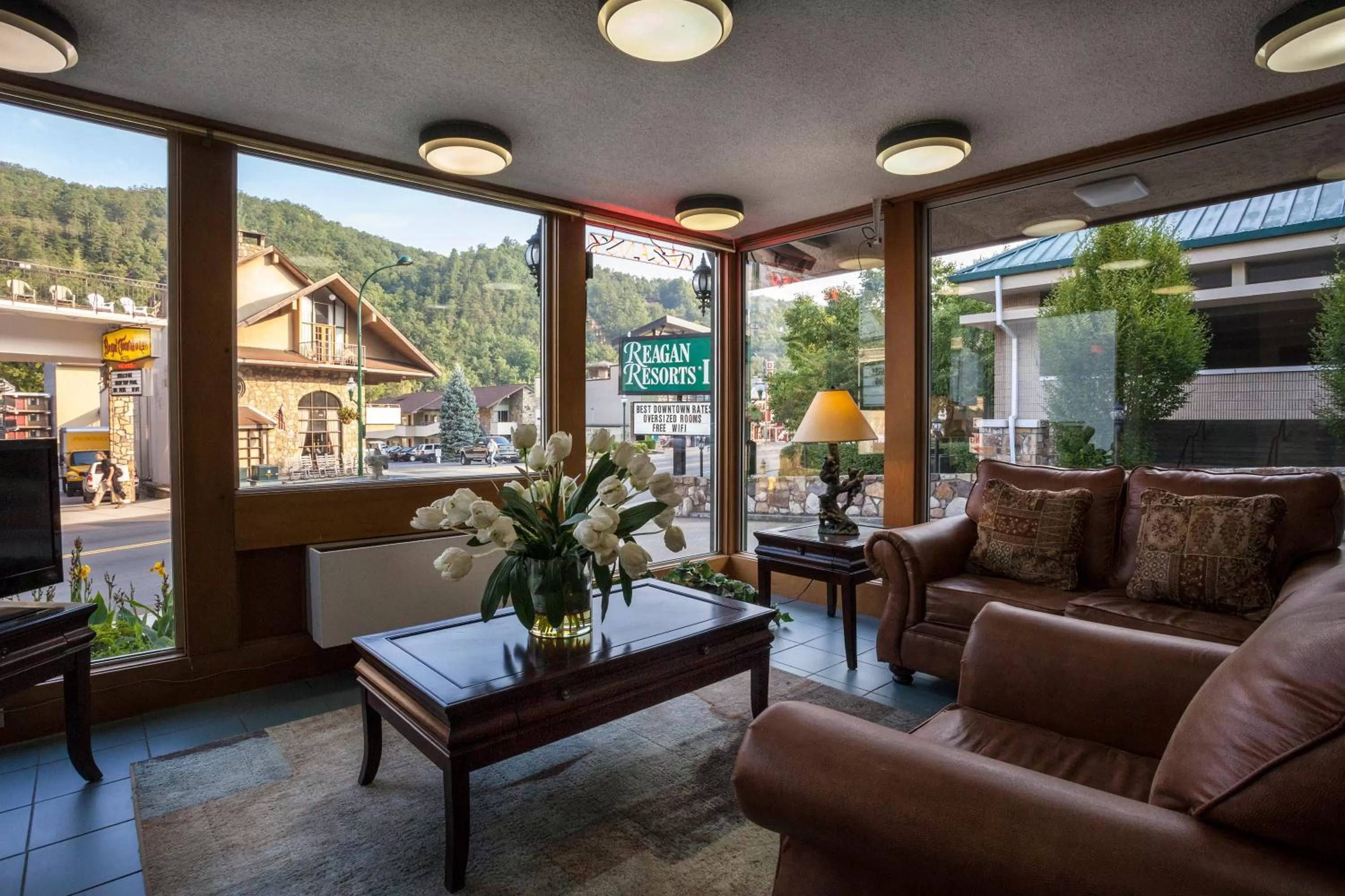 Lobby or reception in Reagan Resorts Inn