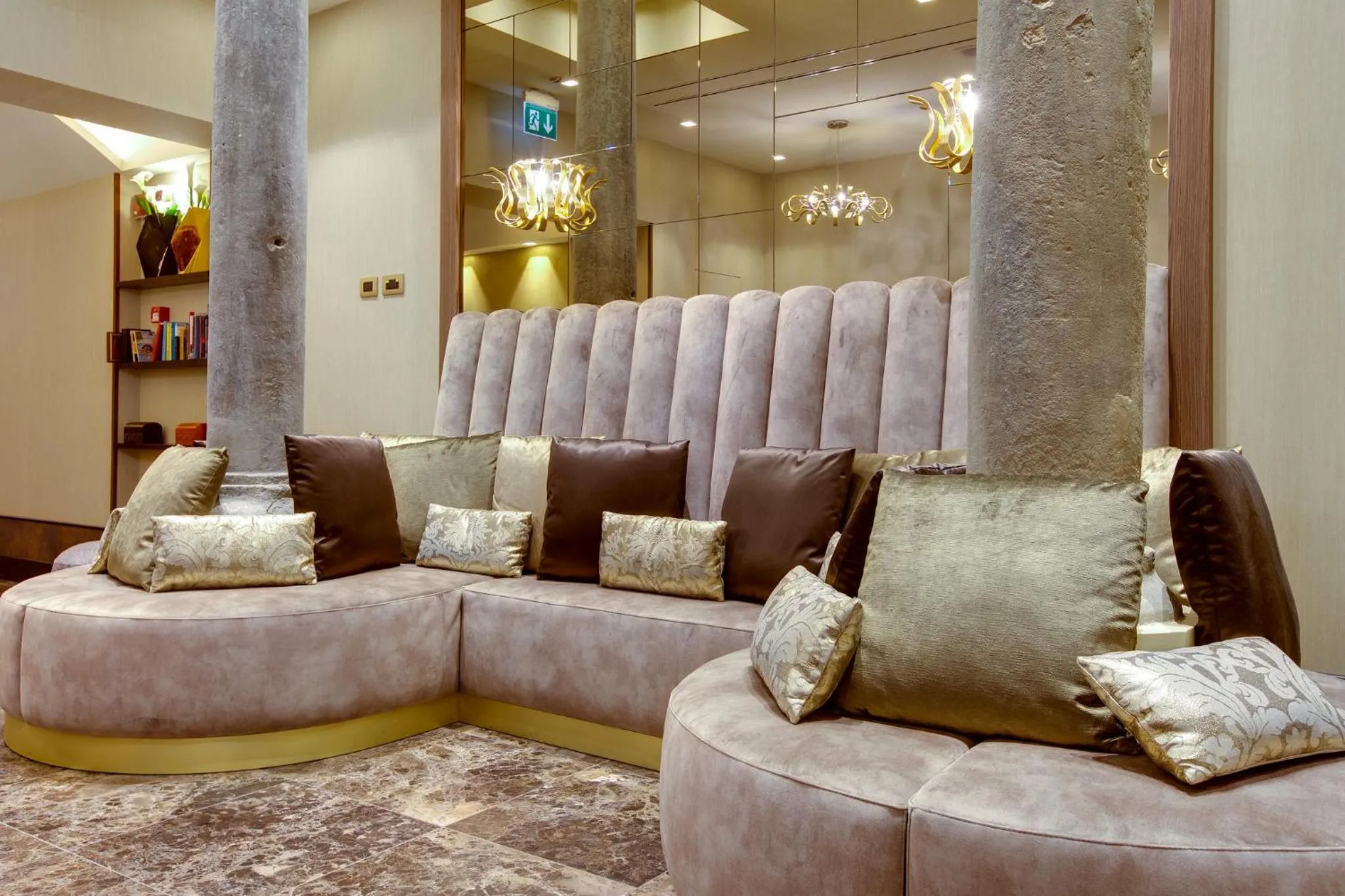 Communal lounge/ TV room in Solo Experience Hotel