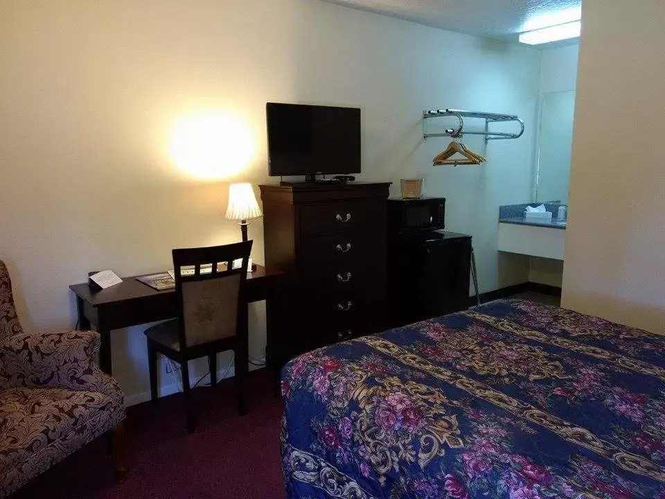 King Room in Travelers Motel King Room in Travelers Motel