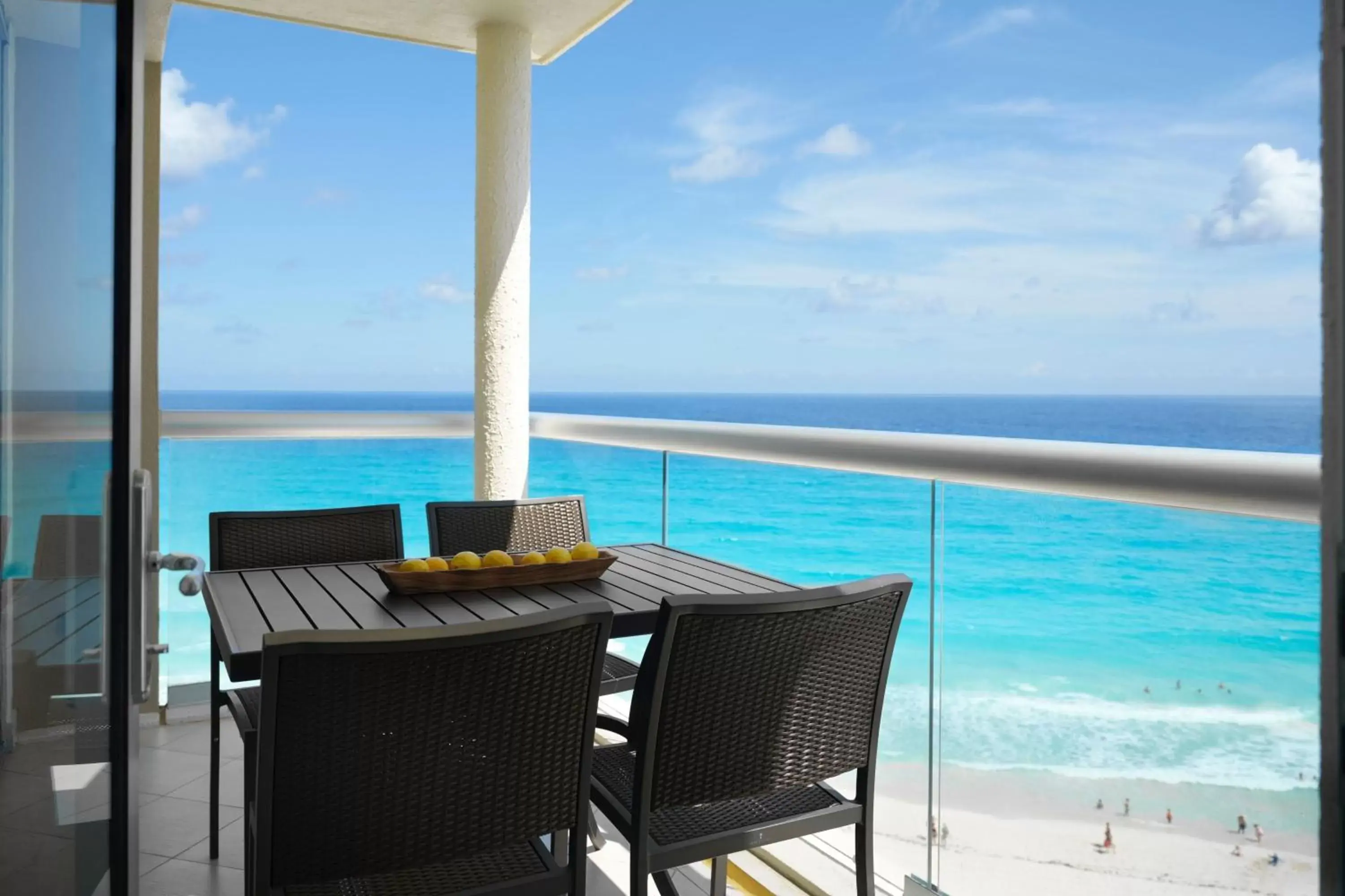 Bedroom, Sea View in The Westin Lagunamar Ocean Resort Villas & Spa Cancun