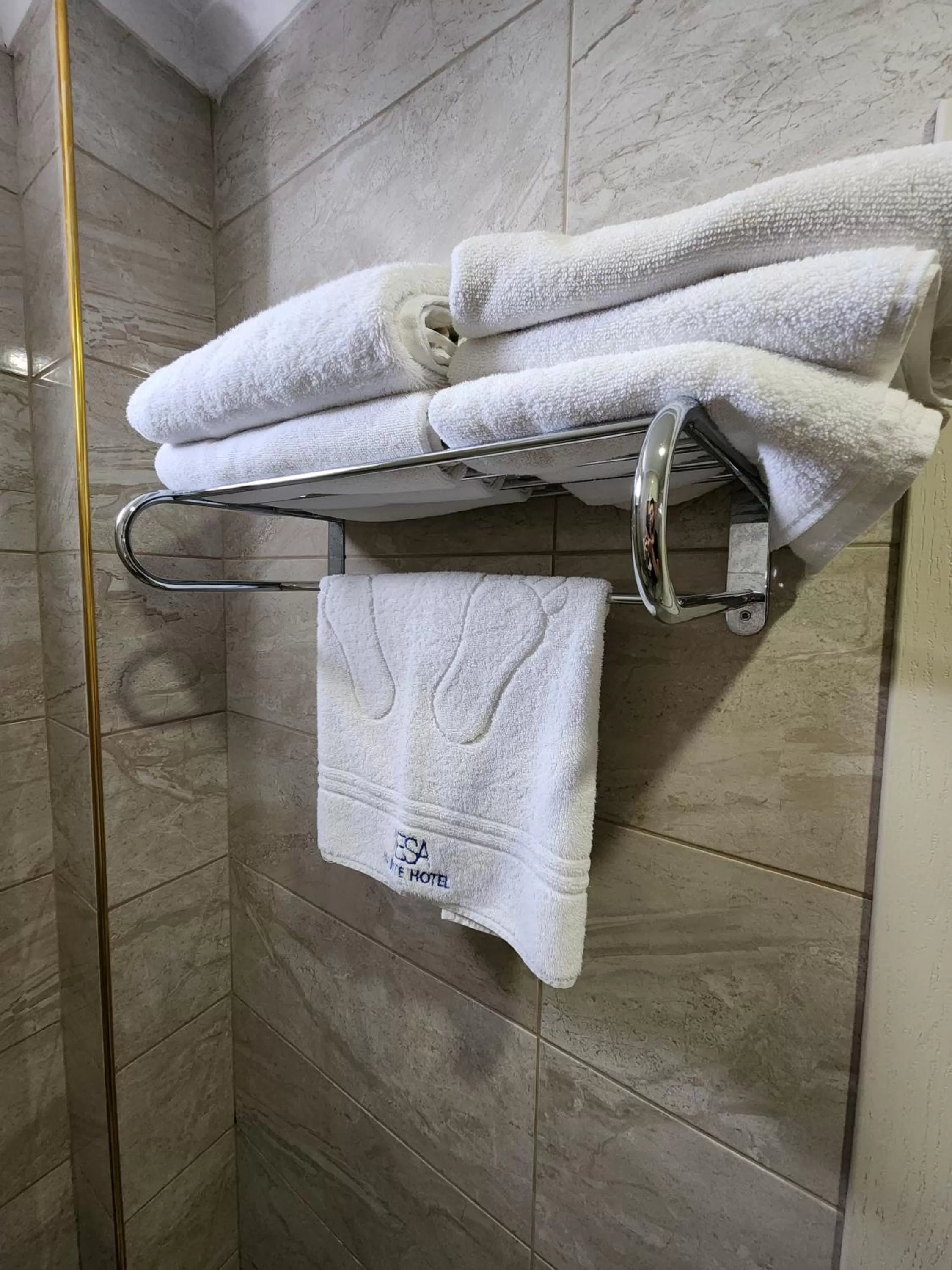 Shower in Esa Apart Hotel