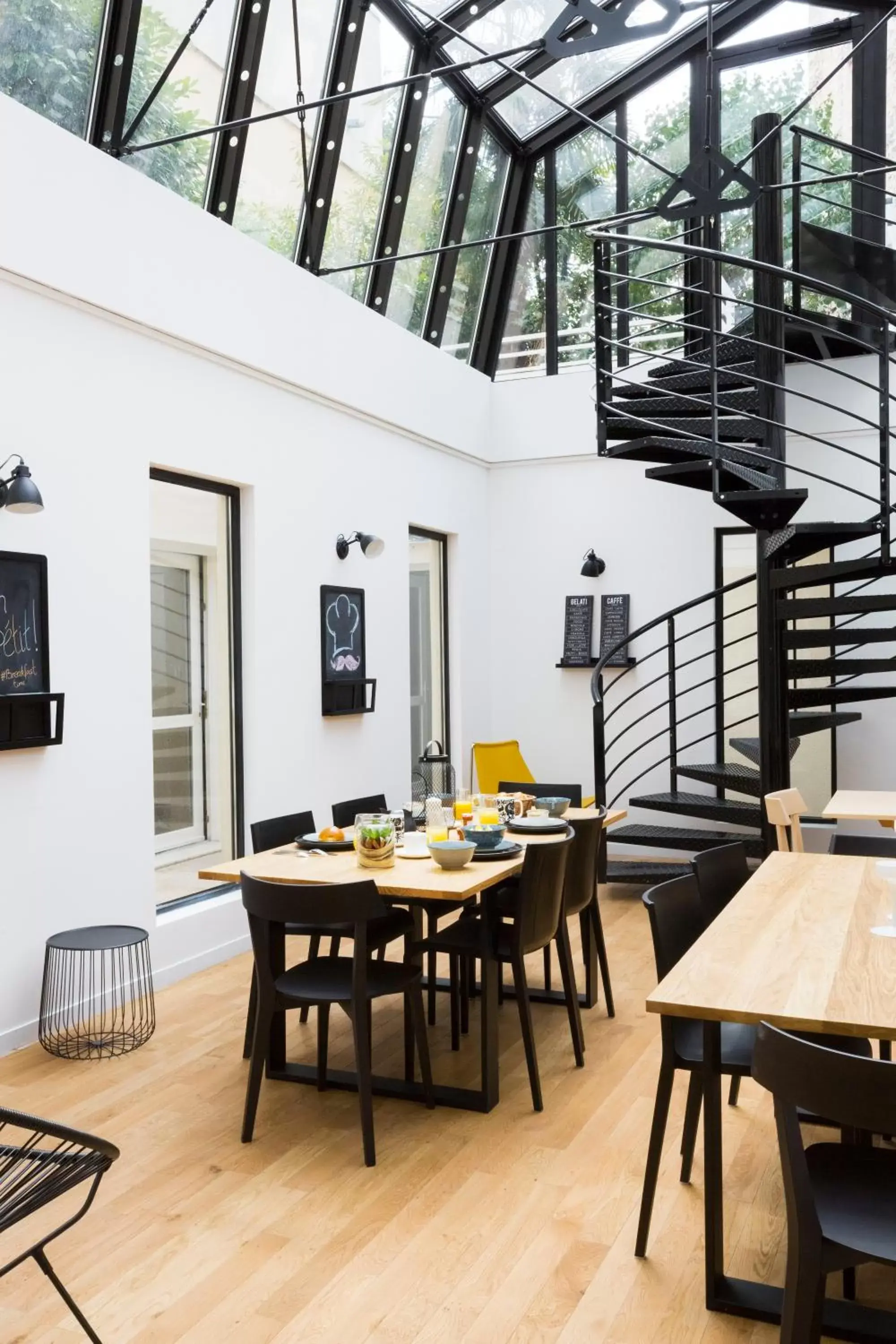 Buffet breakfast in Hotel Bootcamp Buffet breakfast in Hotel Bootcamp