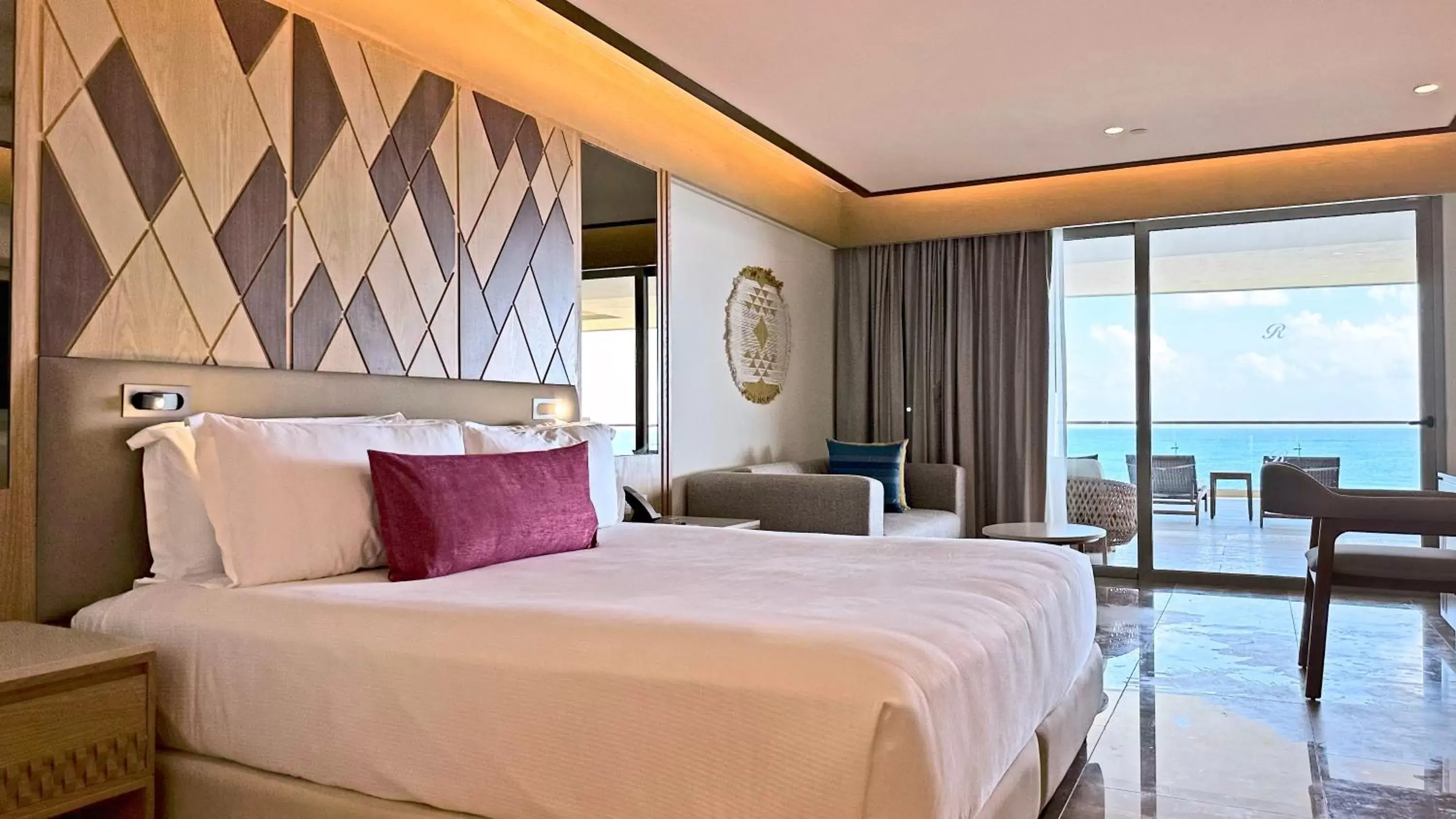 Bedroom in Royalton Splash Riviera Cancun, An Autograph Collection All-Inclusive Resort
