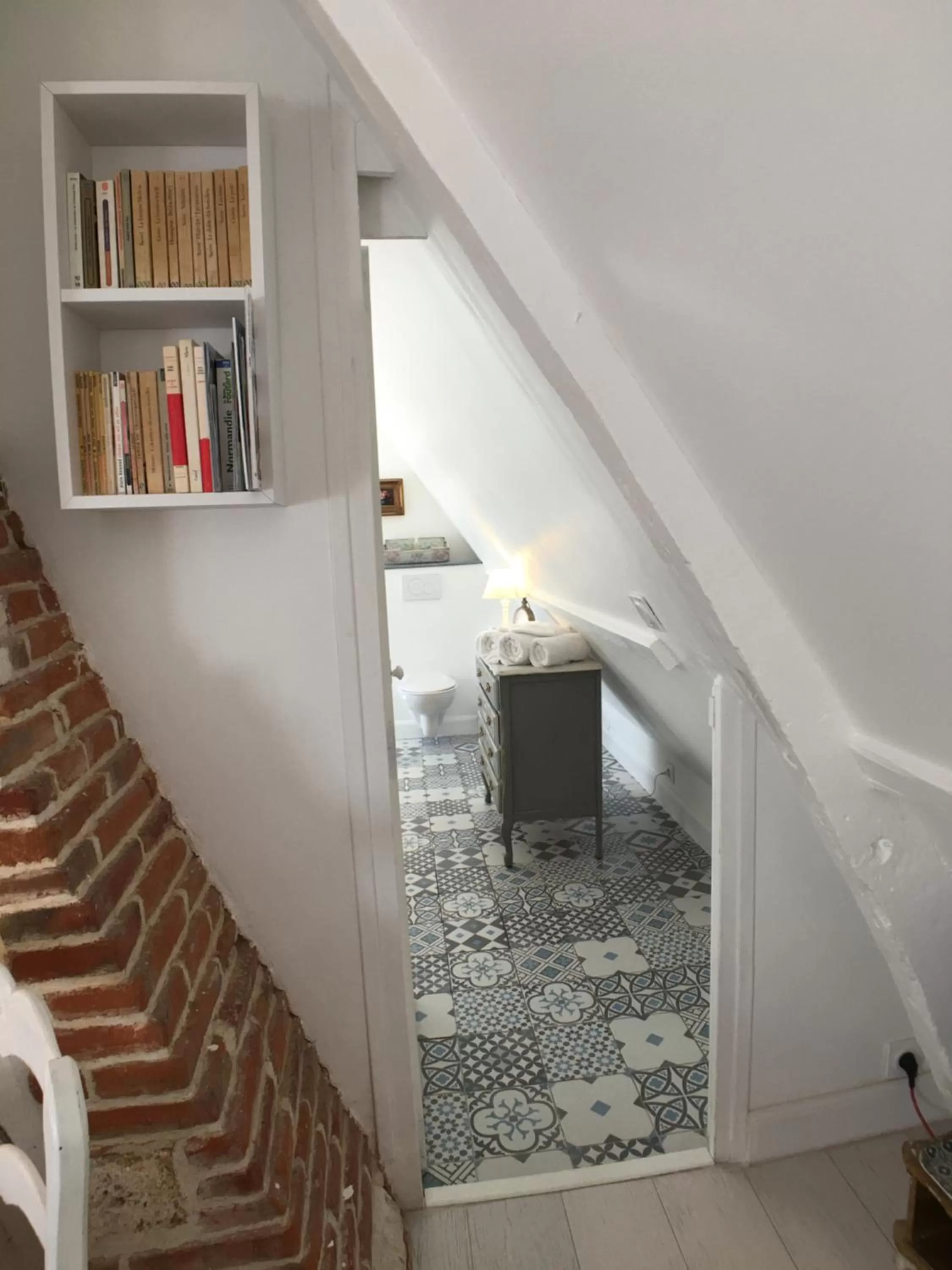 Bedroom in La Romance et la Romanesque