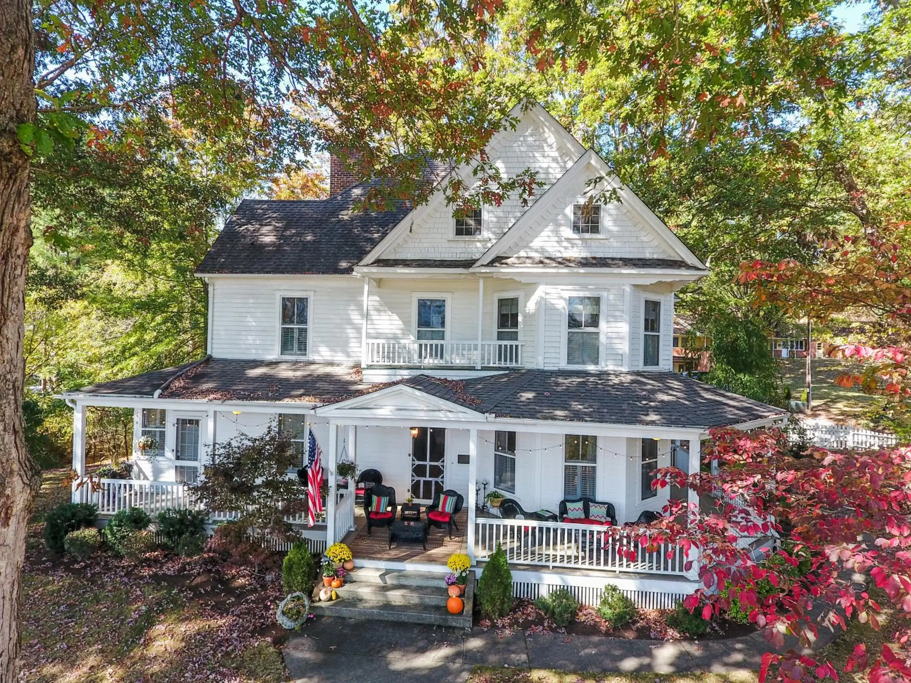 Facade/entrance, Property Building in Oak Hill On Love Lane Bed and Breakfast Inn