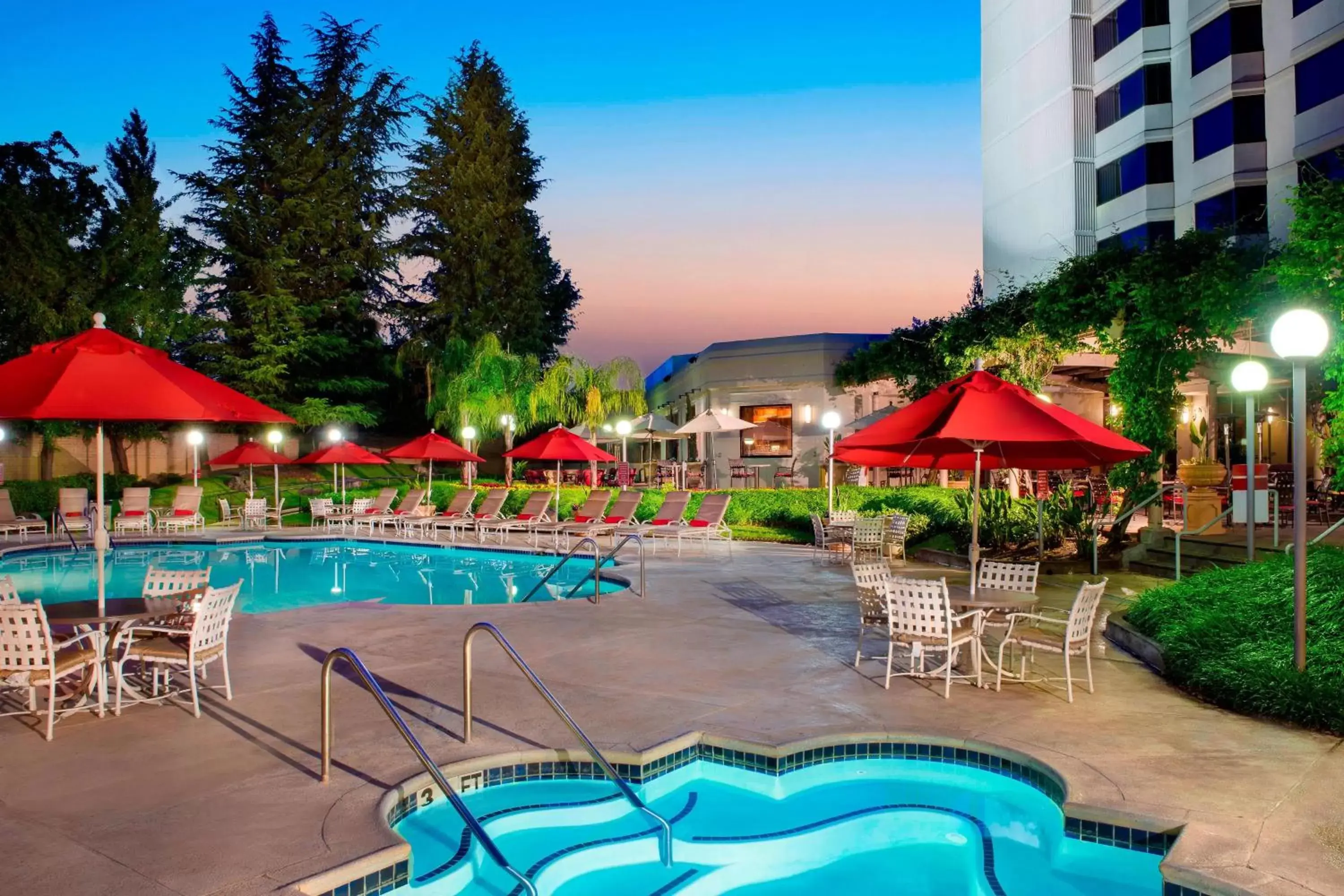 Swimming Pool in Sacramento Marriott Rancho Cordova