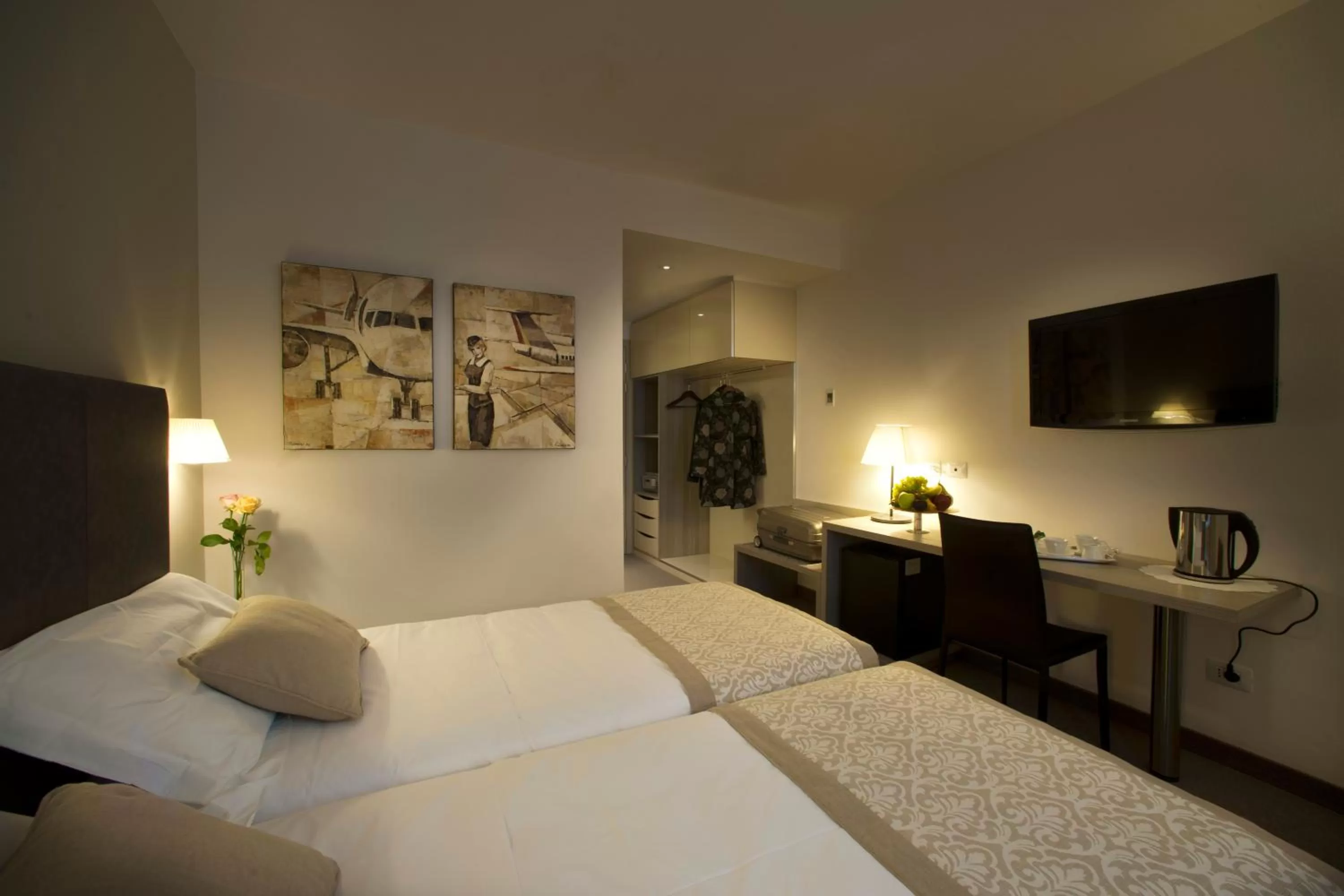 TV and multimedia, Bed in DB Hotel Verona Airport Congress & Spa