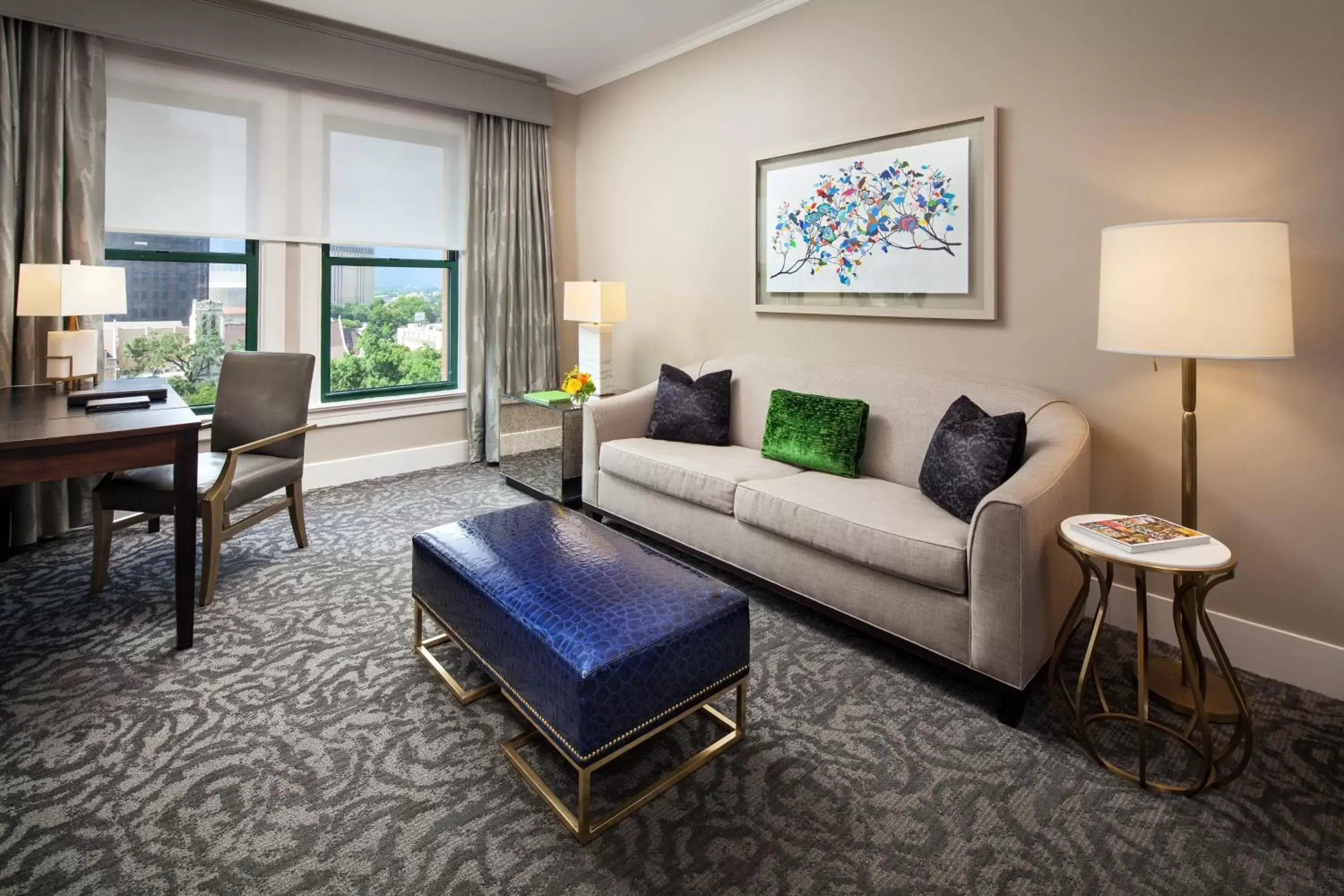 Living room, Seating Area in The St. Anthony, a Luxury Collection Hotel, San Antonio