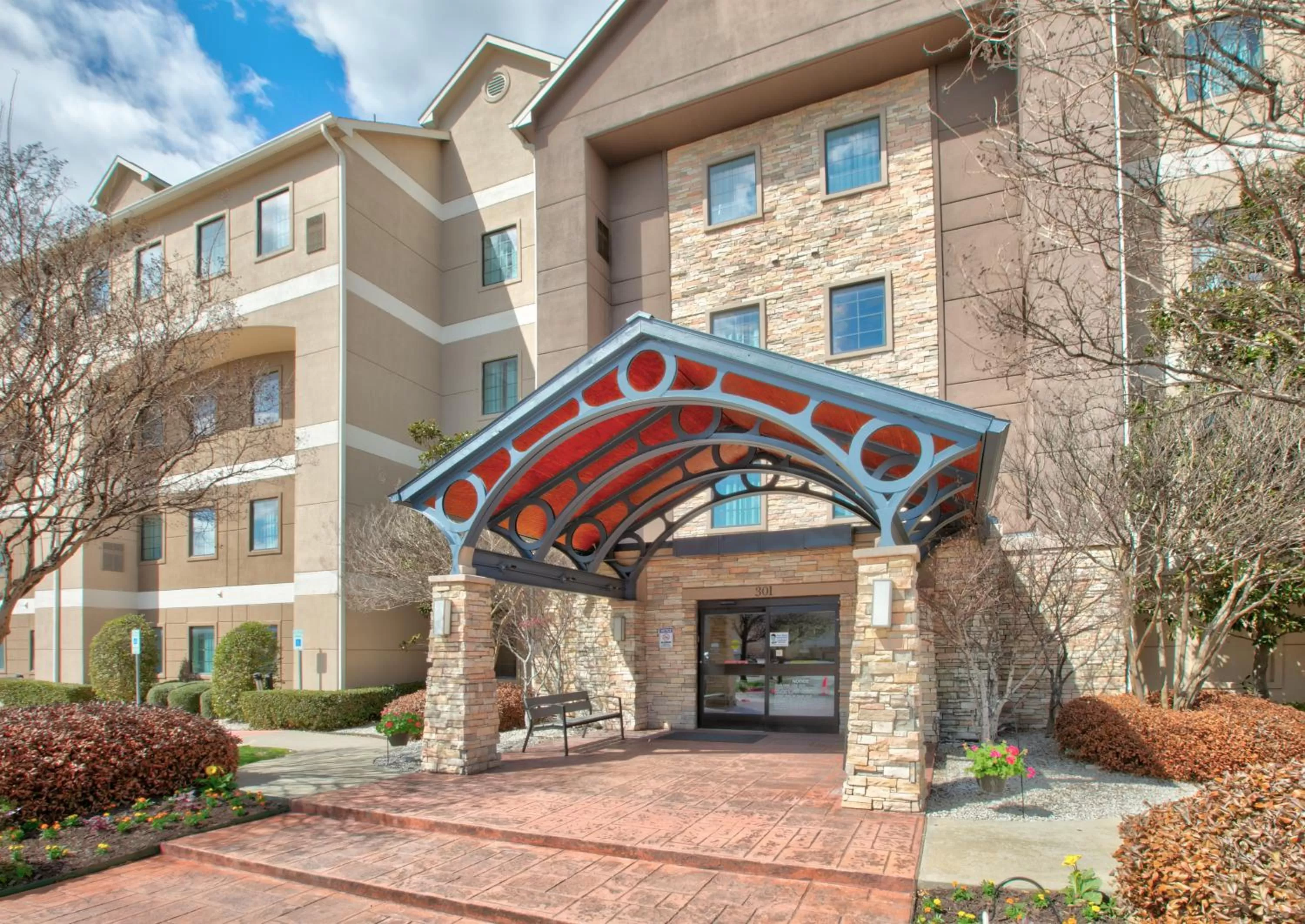 Facade/entrance in Staybridge Suites Plano - Richardson Area by IHG