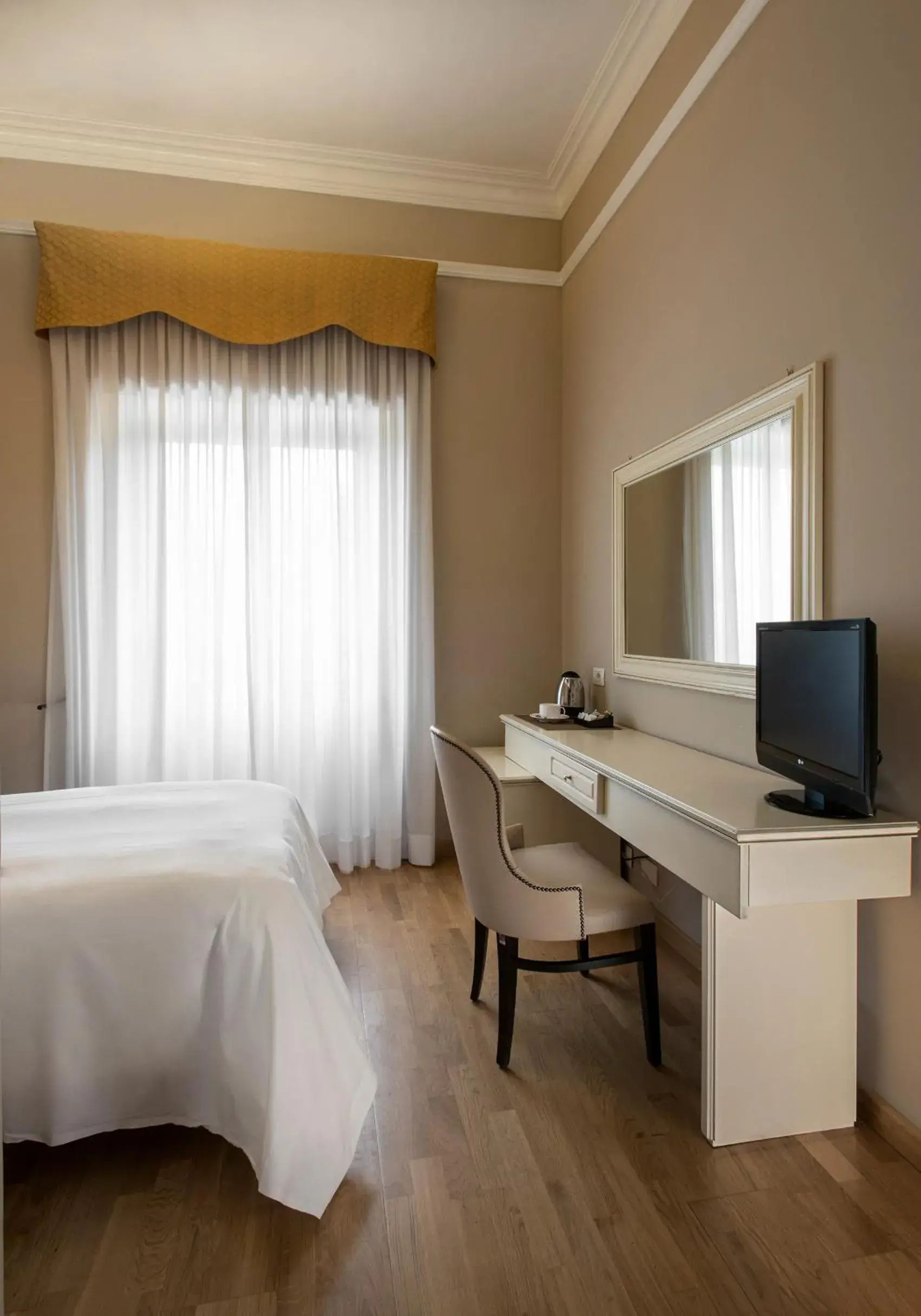 Single Room with Spa Access in Ambasciatori Place Hotel