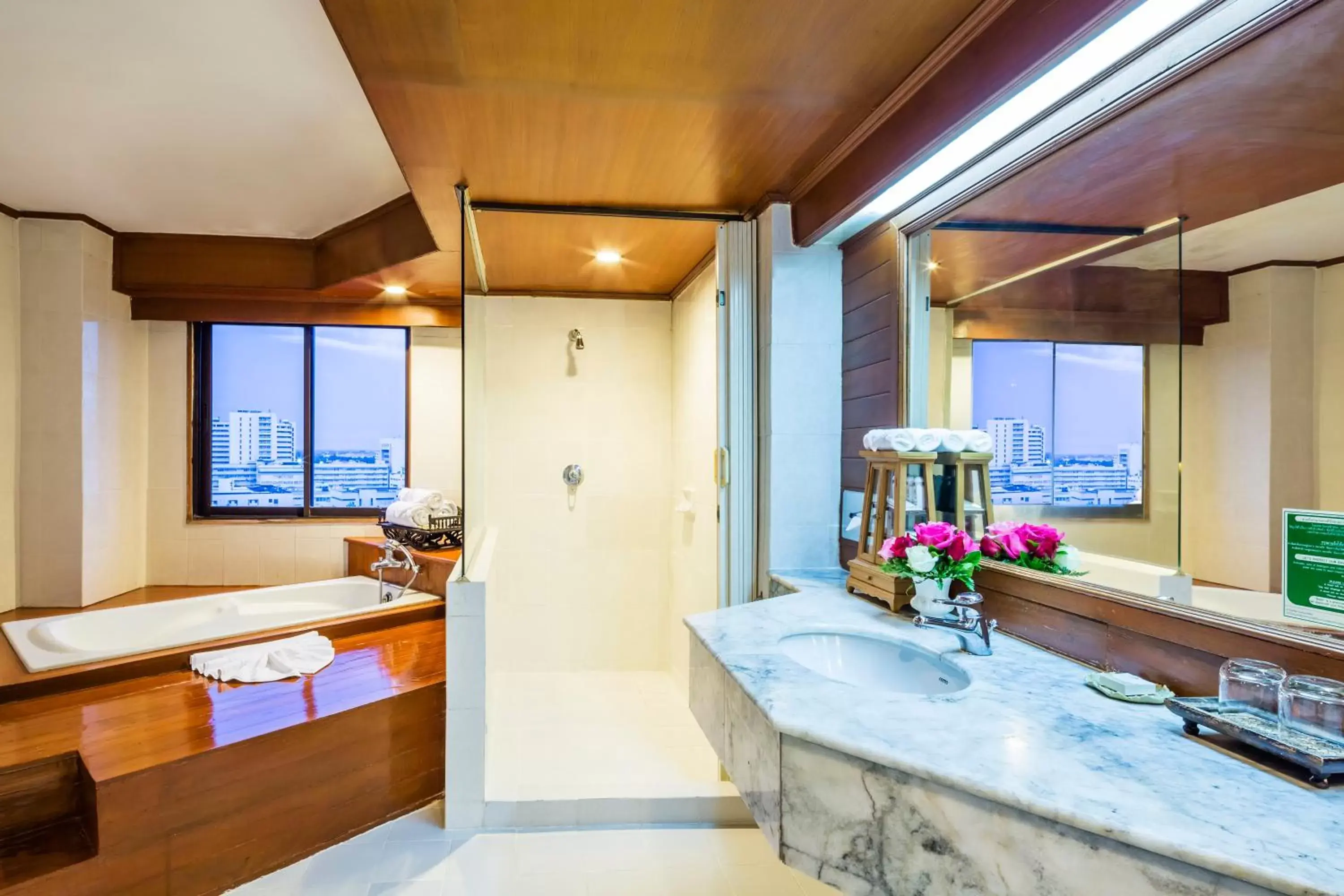 Bathroom in Lotus Pang Suan Kaew Hotel