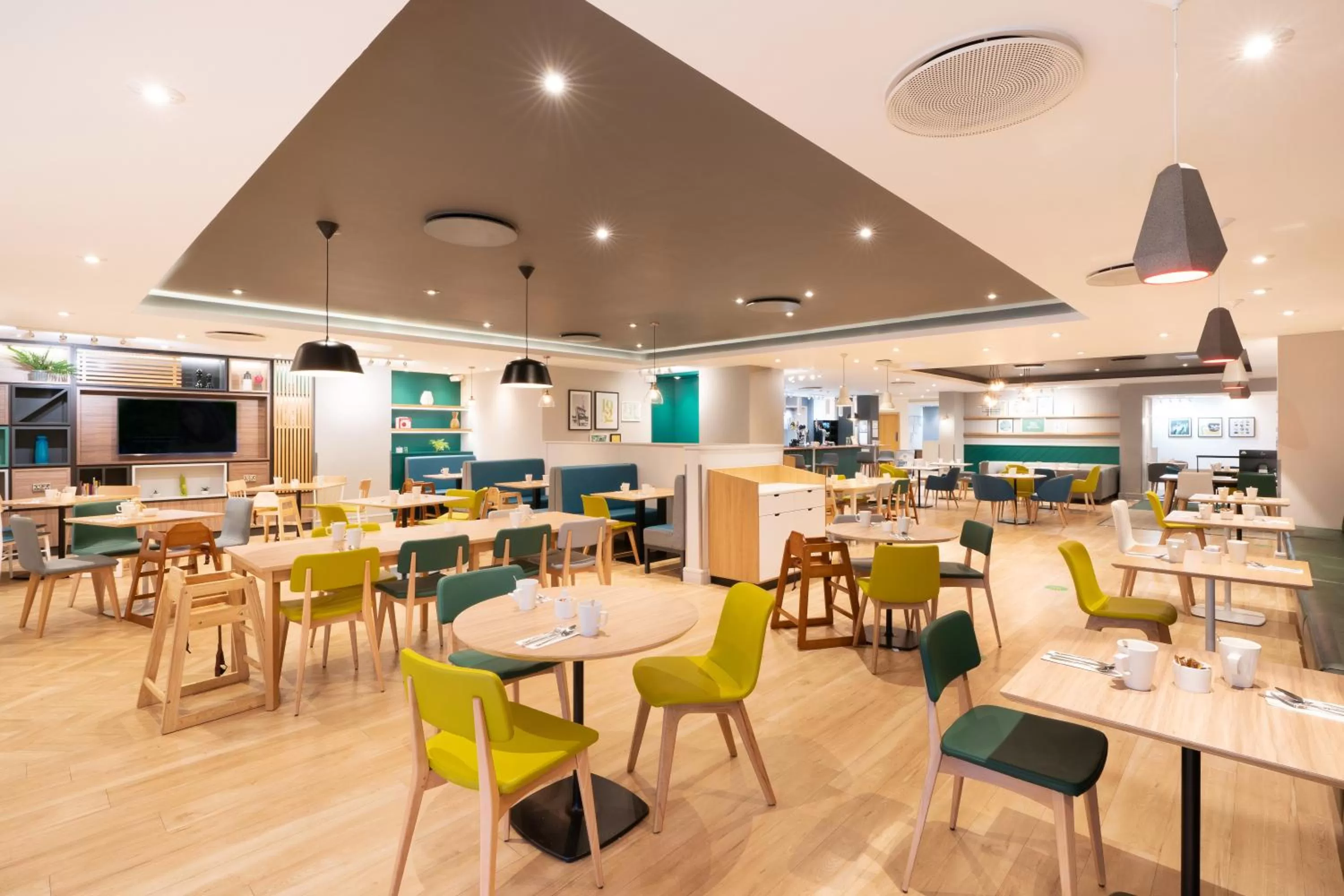 Restaurant/places to eat in Holiday Inn Southampton Eastleigh by IHG