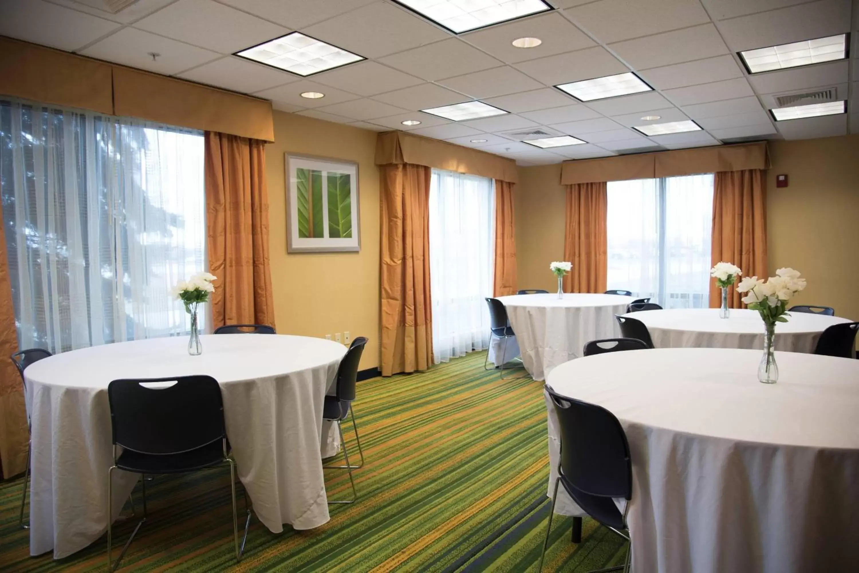 Meeting/conference room, Banquet Facilities in Fairfield Inn & Suites by Marriott Muskegon Norton Shores