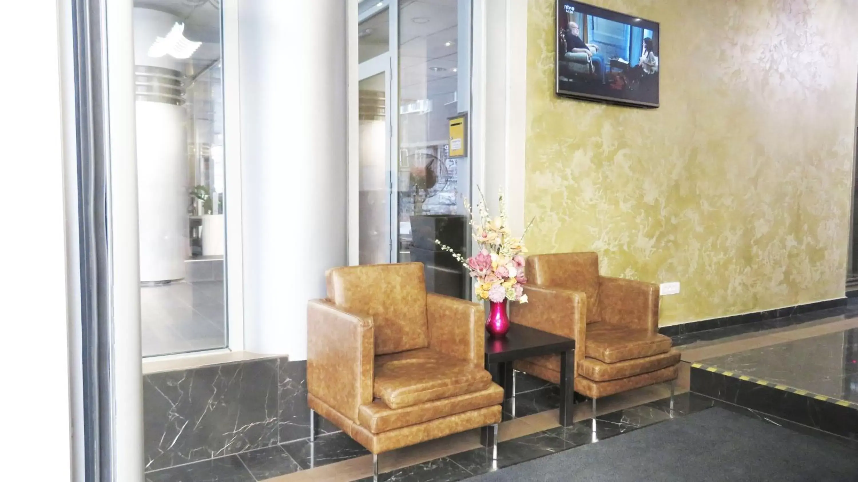 Lobby or reception, Seating Area in Hotel Marshal Garni