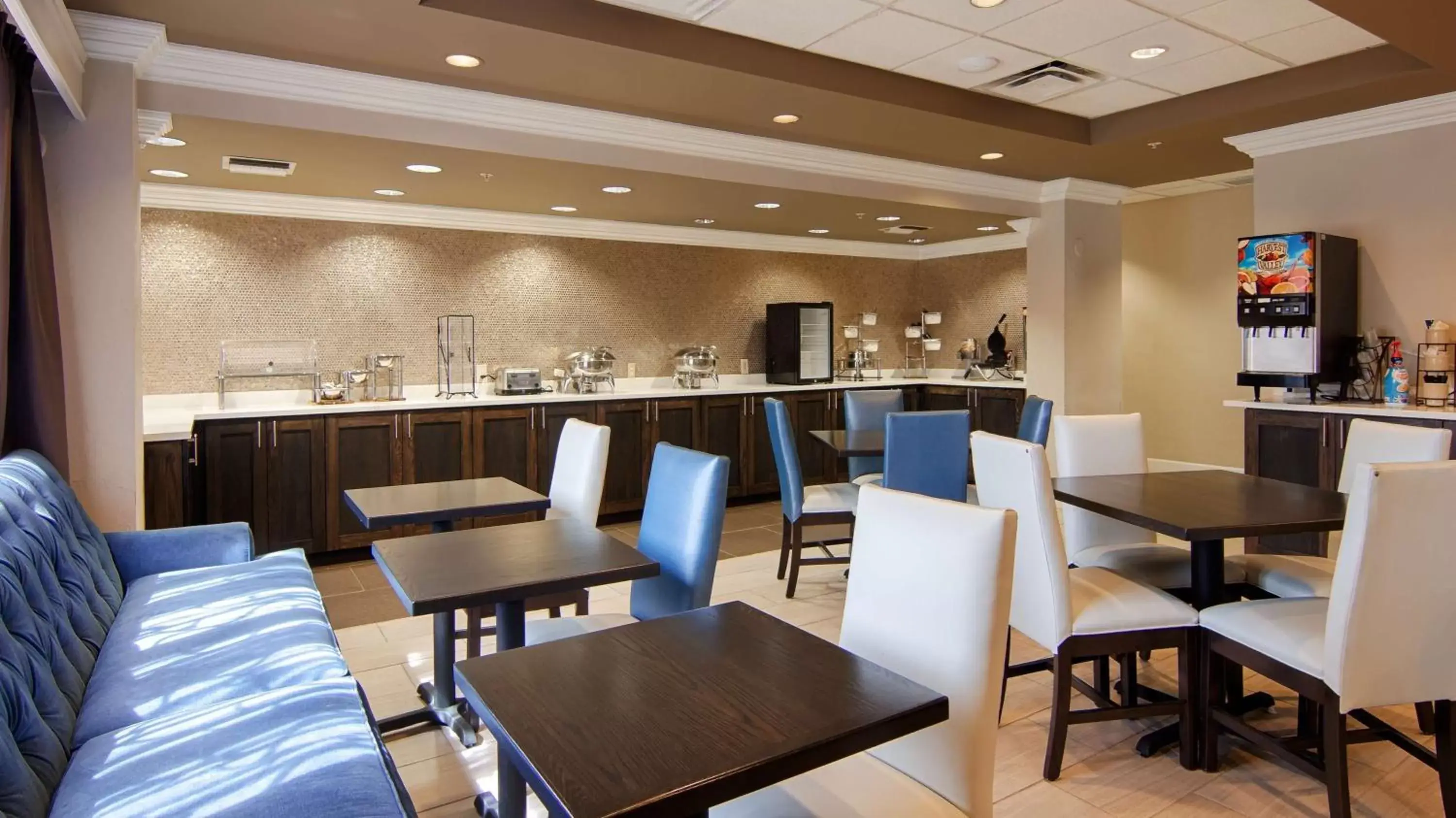 Restaurant/places to eat in Best Western Airport Inn Fort Myers