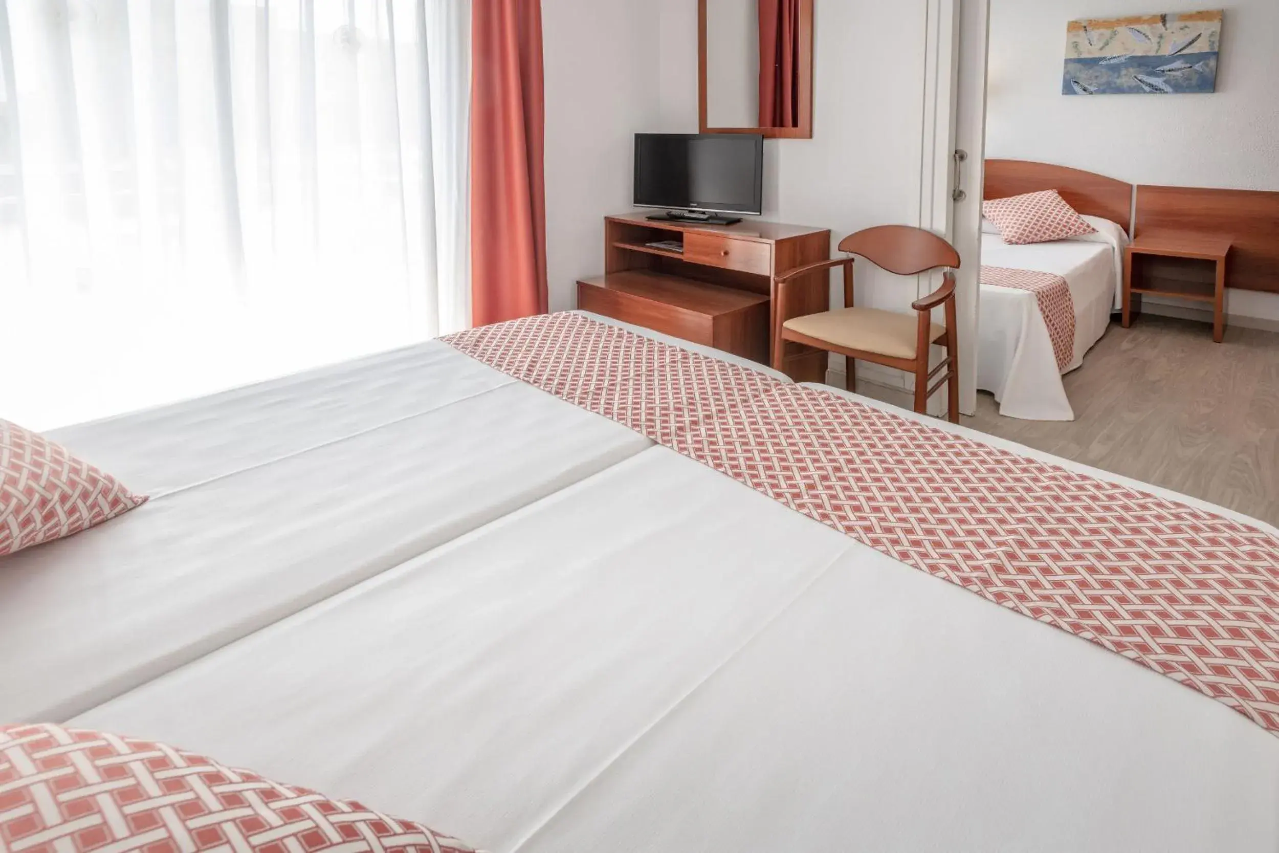 Photo of the whole room, Bed in GHT Balmes, Hotel-Aparthotel&SPLASH