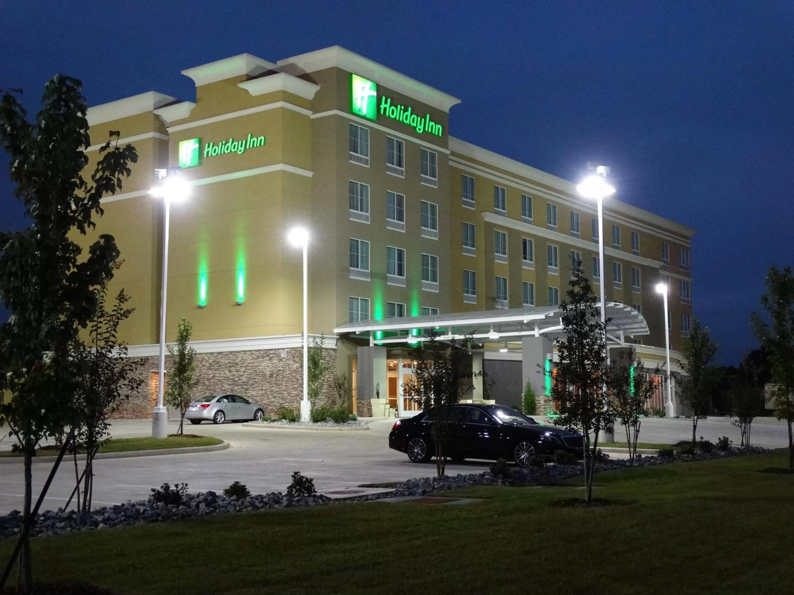 Property building in Holiday Inn Covington by IHG