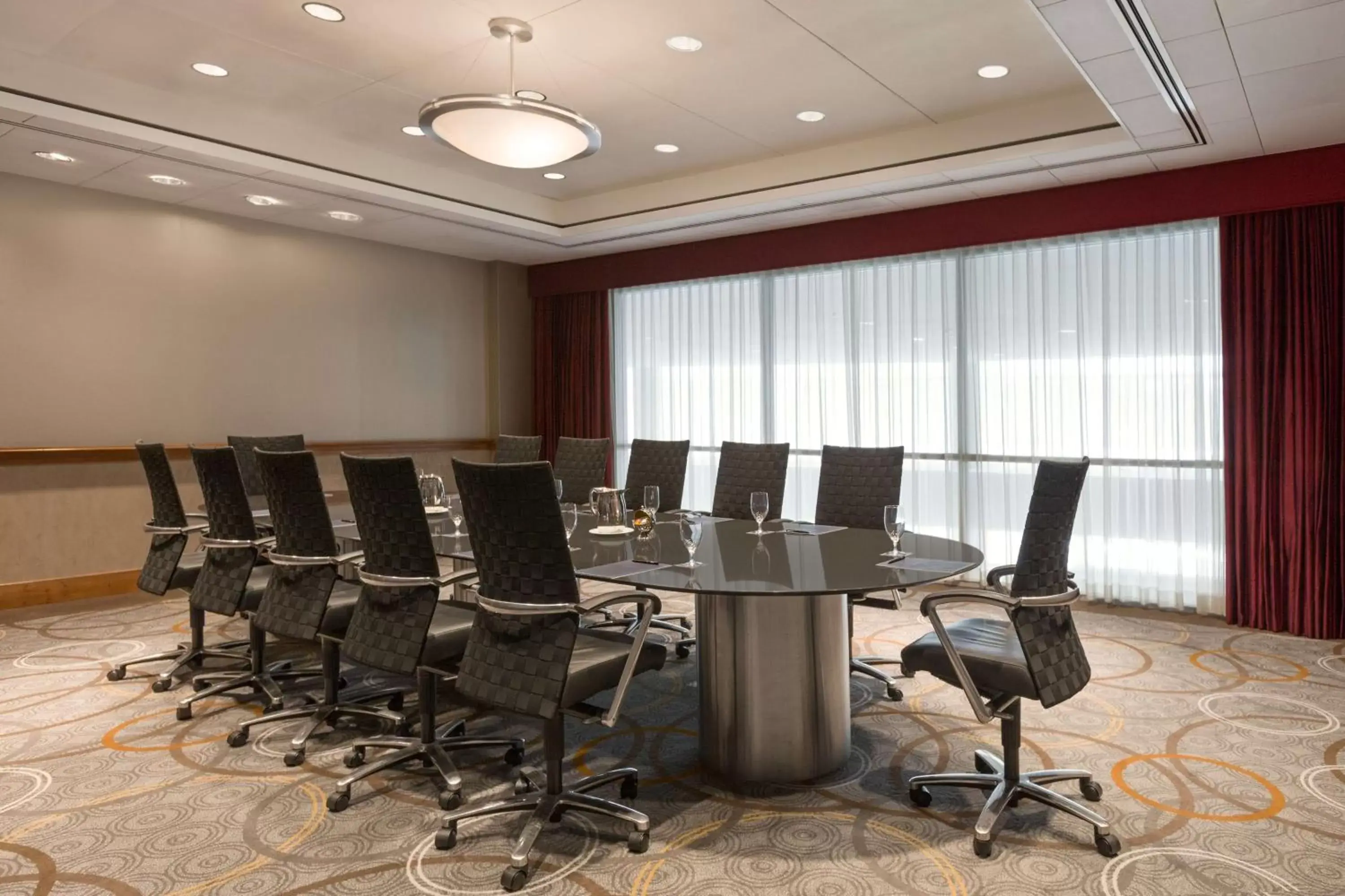 Meeting/conference room in Hilton Baltimore BWI Airport