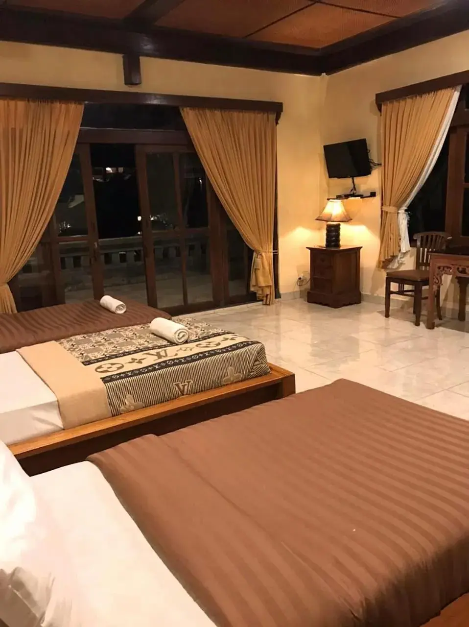 Bedroom, Bed in Pande Permai Bungalows