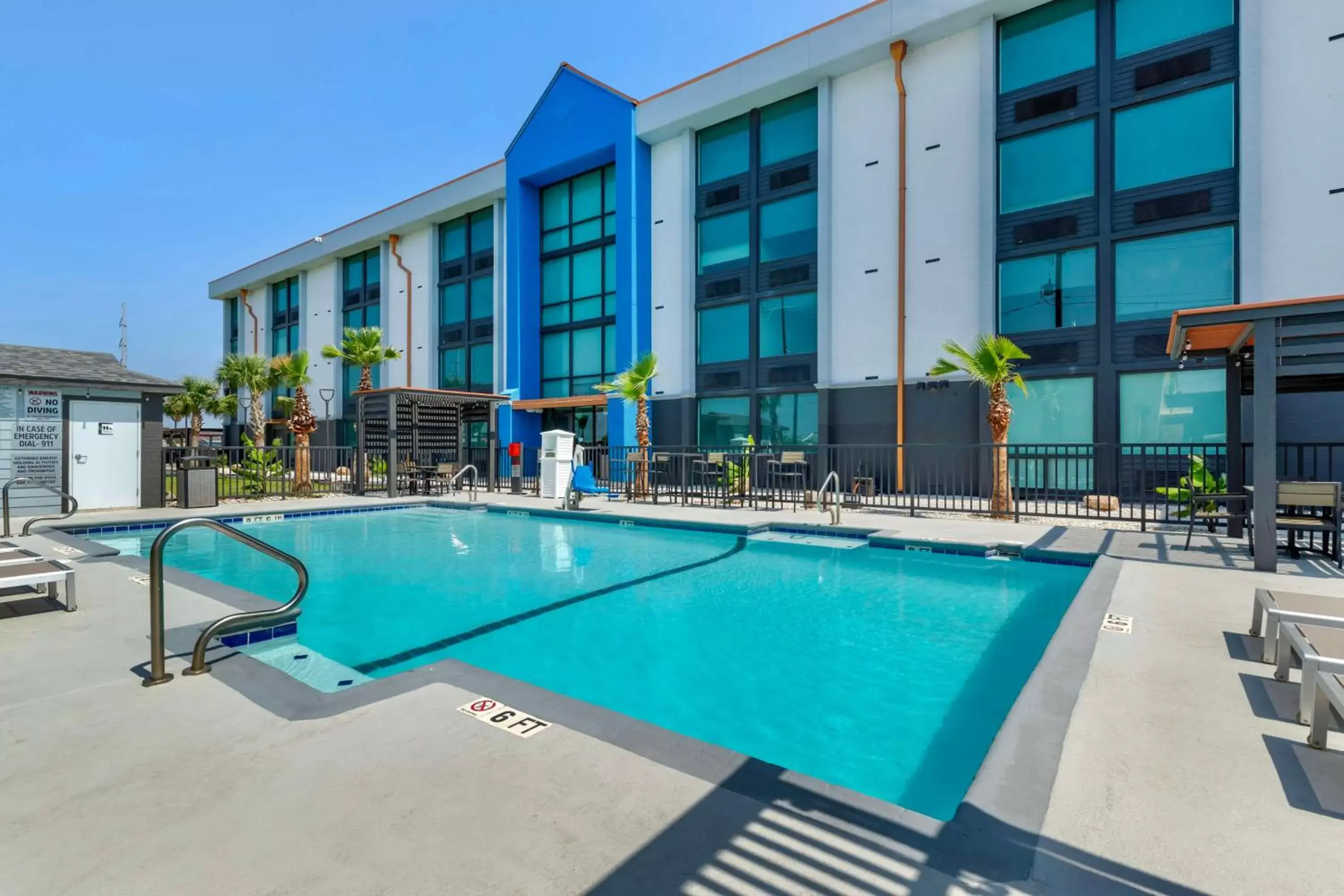 Pool view, Property Building in Best Western Corpus Christi Airport Hotel