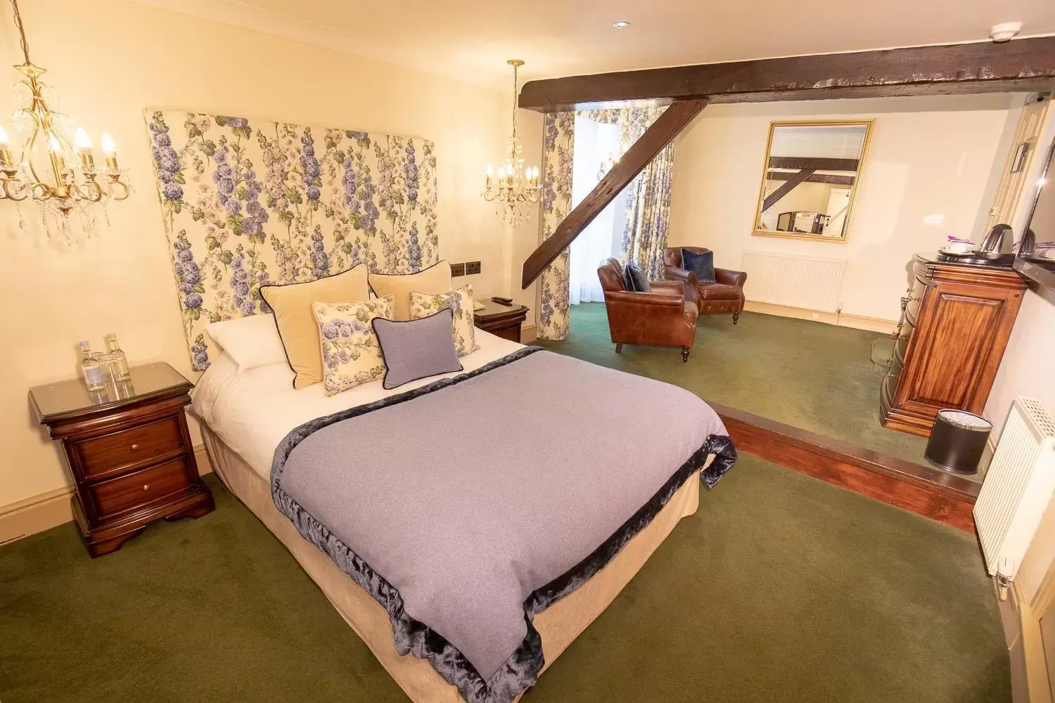Photo of the whole room, Bed in Bear Crickhowell