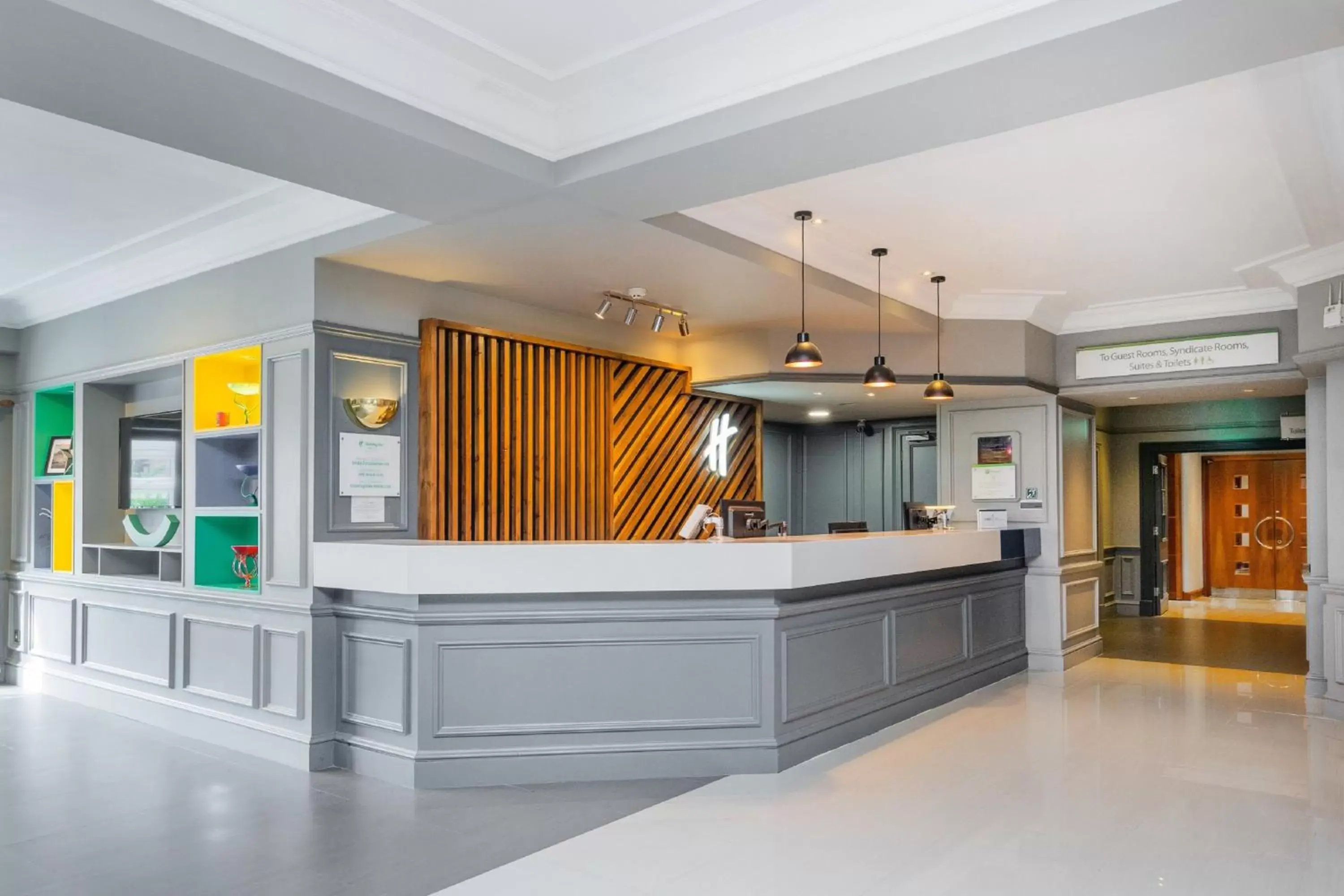 Property building, Lobby/Reception in Holiday Inn Maidstone-Sevenoaks, an IHG Hotel