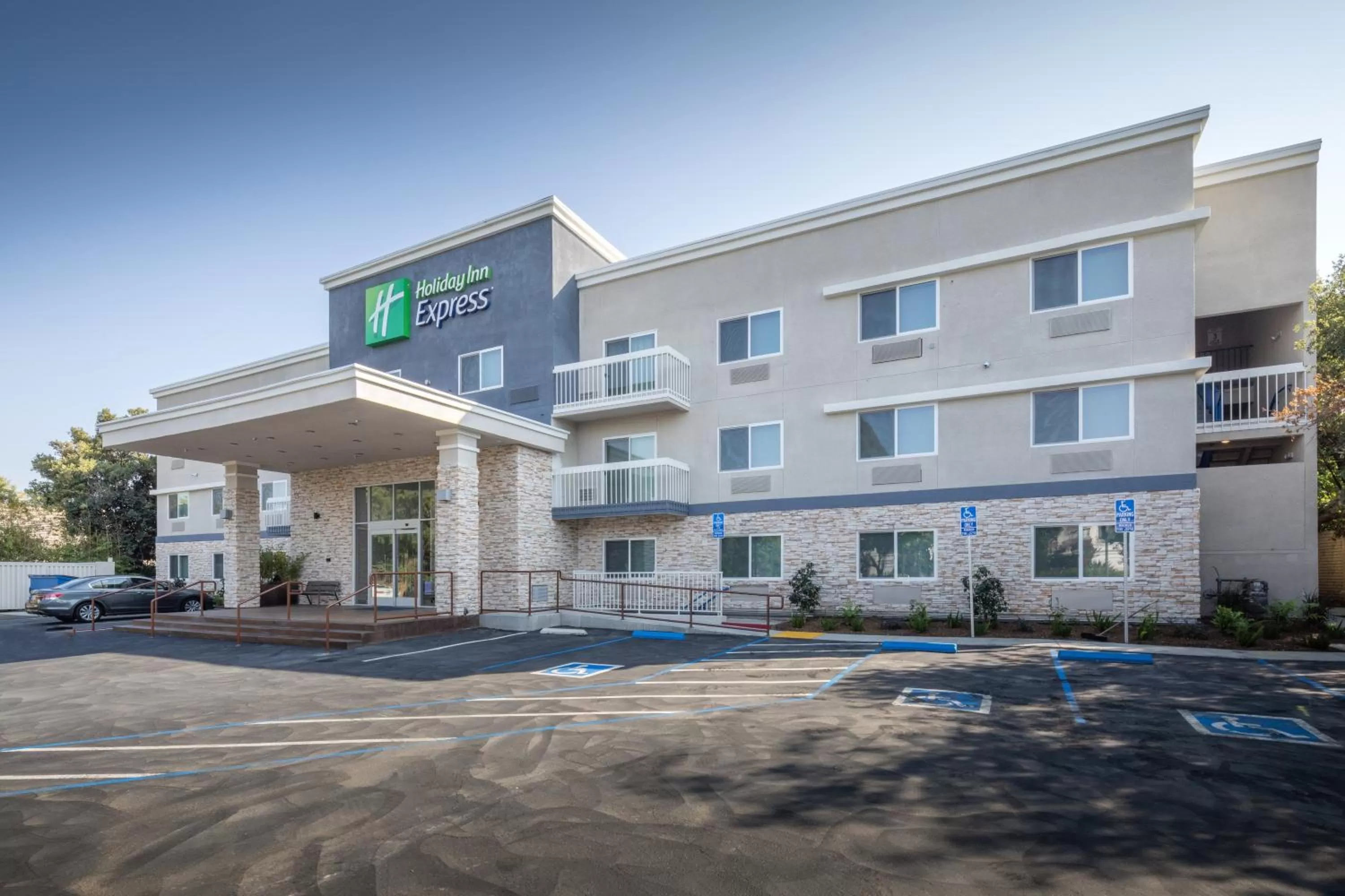 Property building in Holiday Inn Express - Sunnyvale - Silicon Valley by IHG