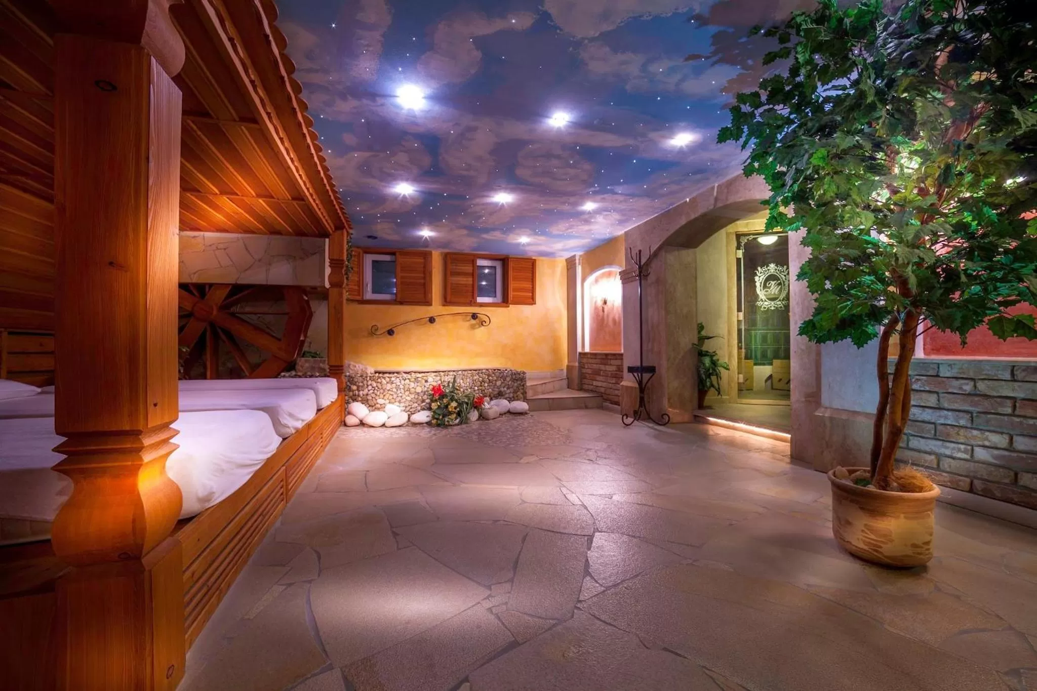 Area and facilities in Villa Medici Hotel & Restaurant