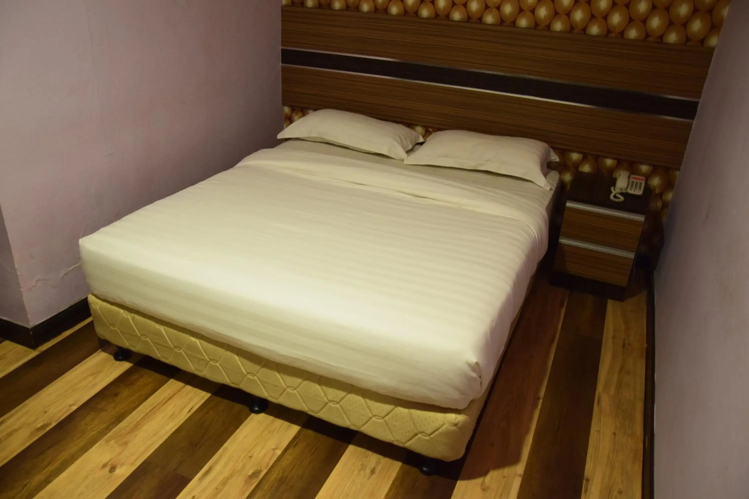 Bed in Sai Villa Hotel Near Klia & Klia2