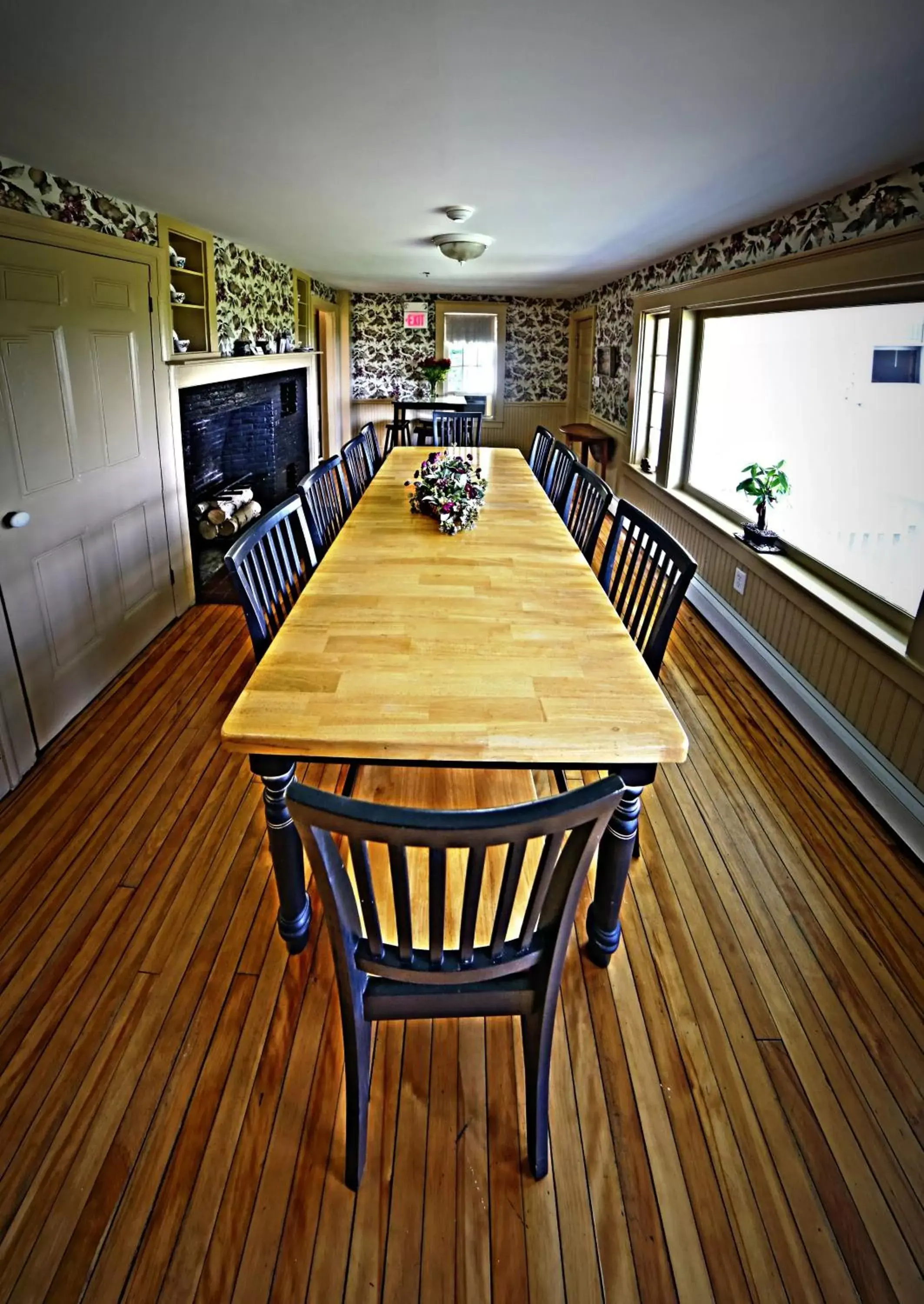 Dining Area in Ballard House Inn