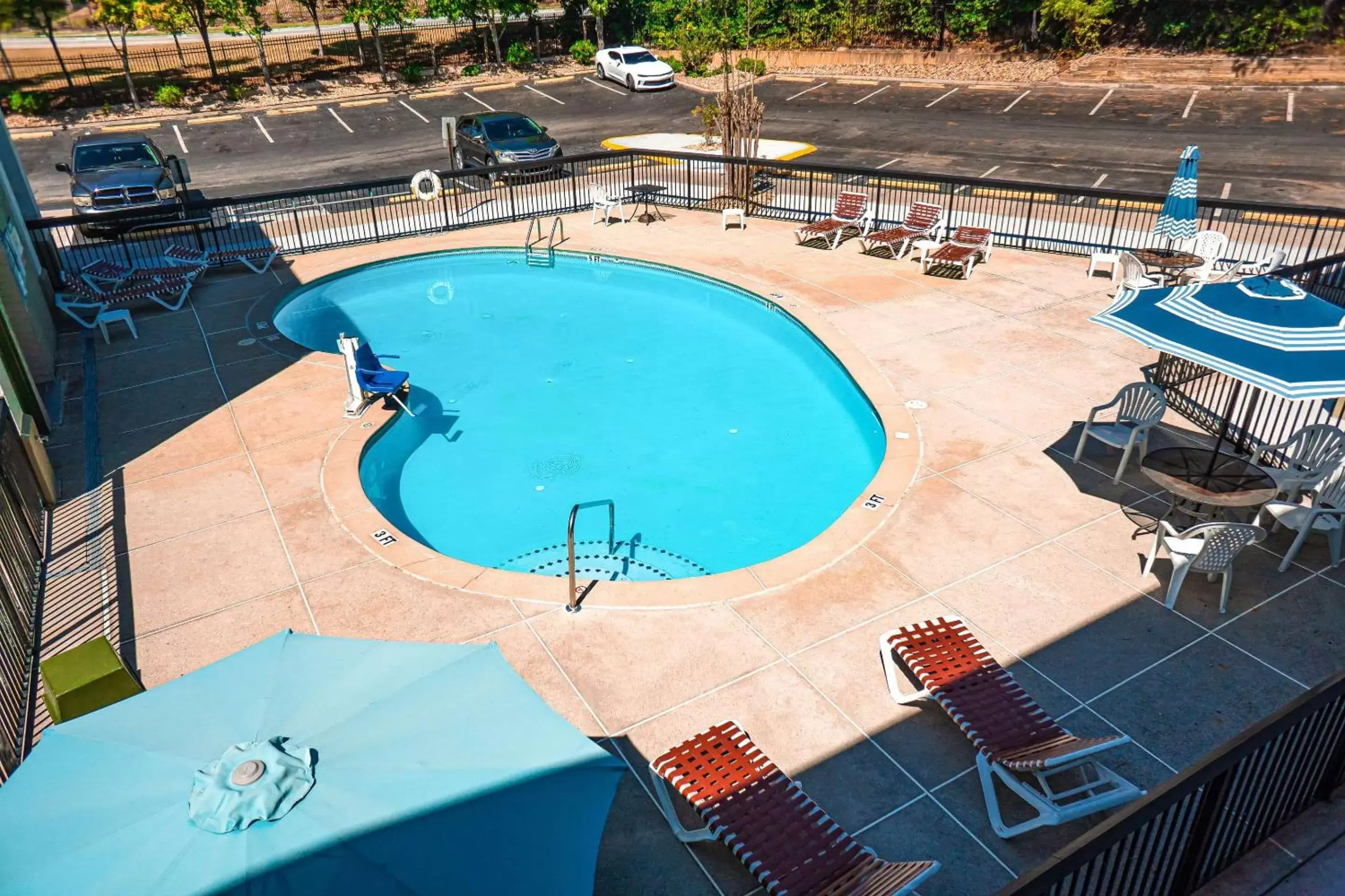Pool View in Quality Inn & Suites near Six Flags - Austell